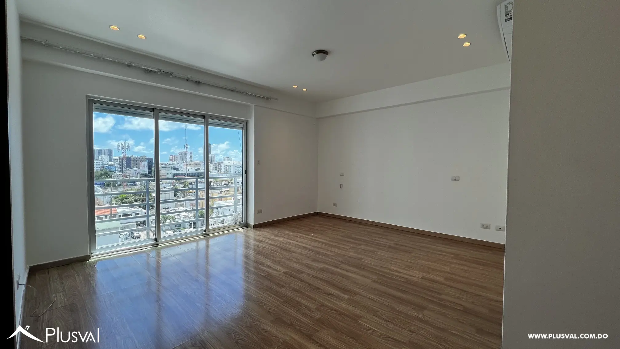 Moderno apartamento en venta, ubicado en Evaristo Morales 530277