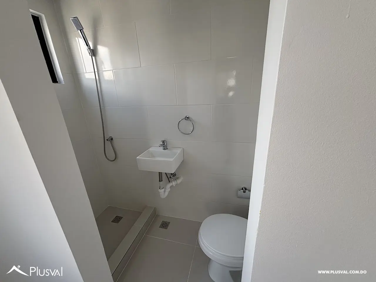 Apartamento en alquiler en Evaristo Morales 492840