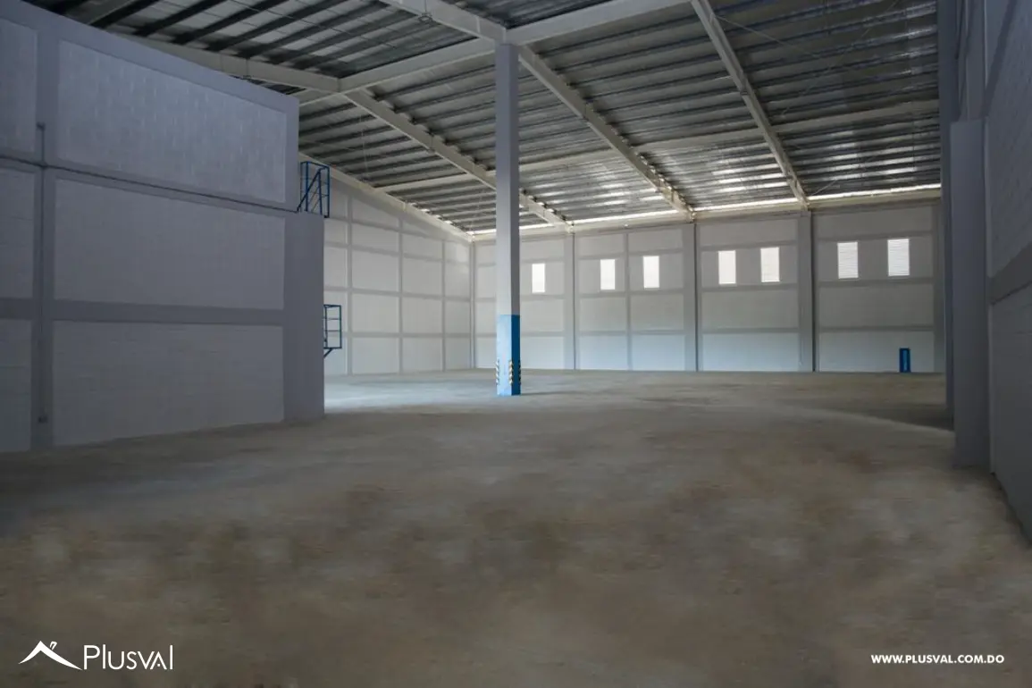 Alquiler de Centro Logístico Duarte 477018