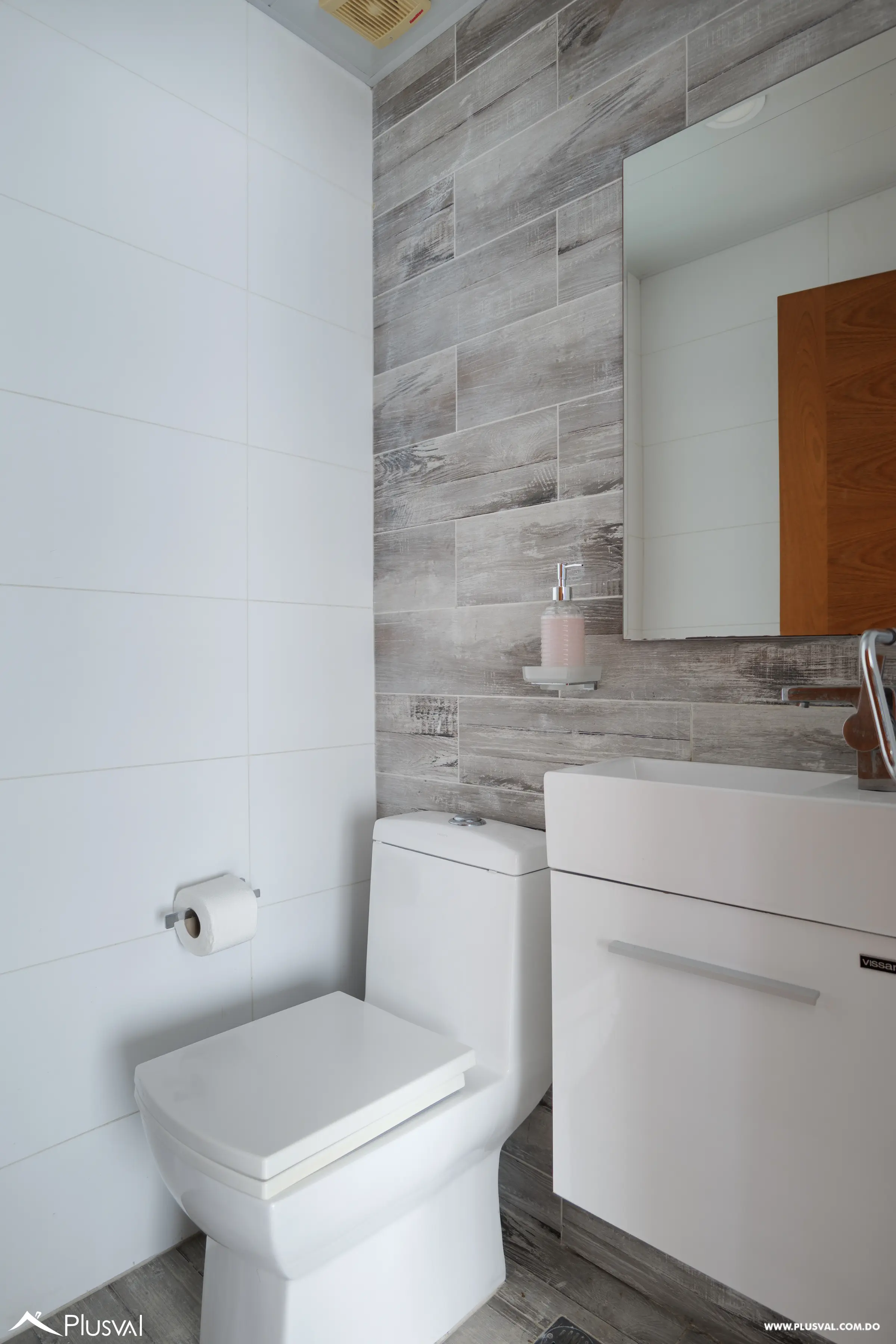 Apartamento de 1 habitación amueblado full en Piantini 517402