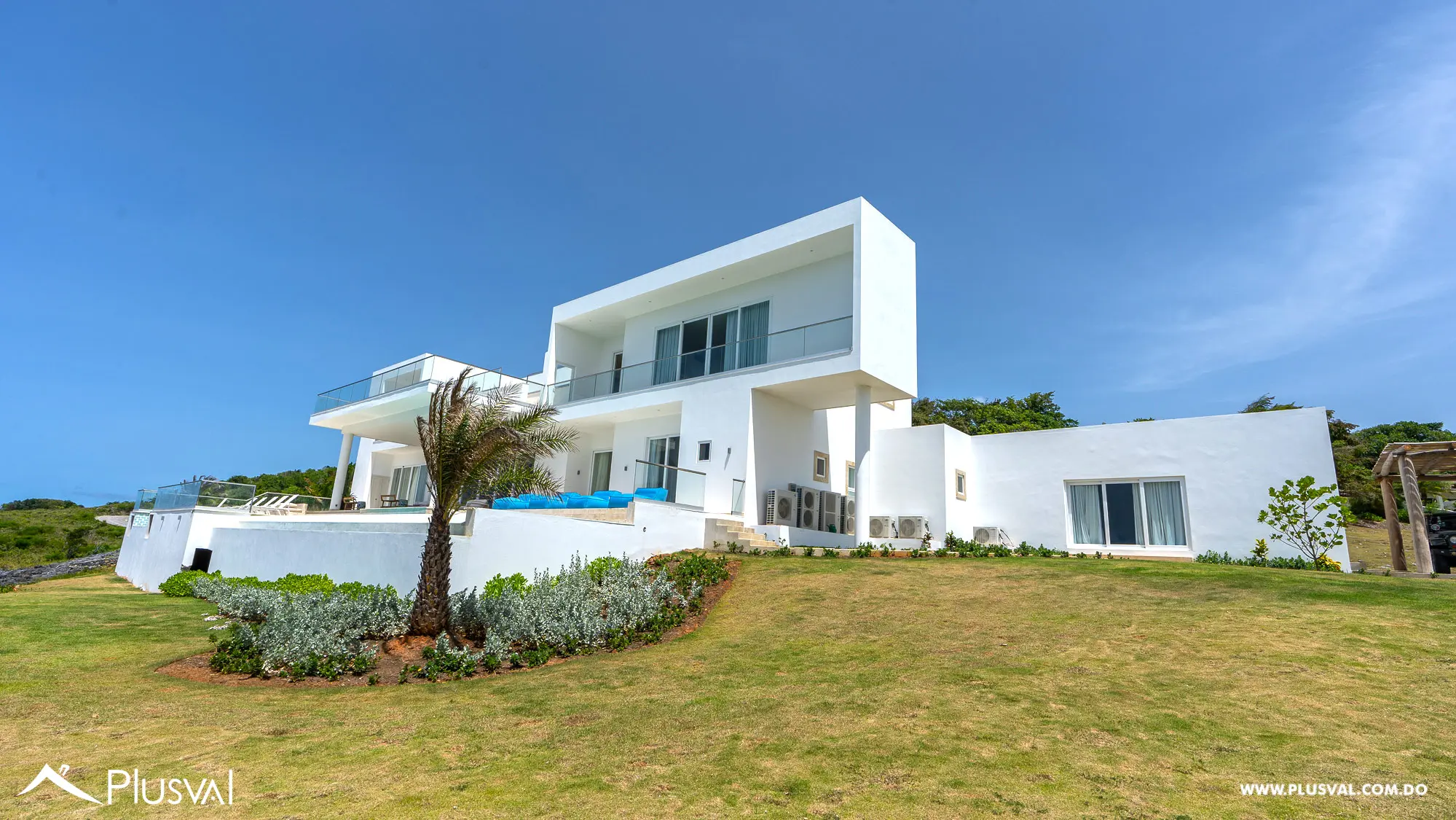 Villa en venta frente al mar en el exclusivo residencial Cap El Limón Samana 499667