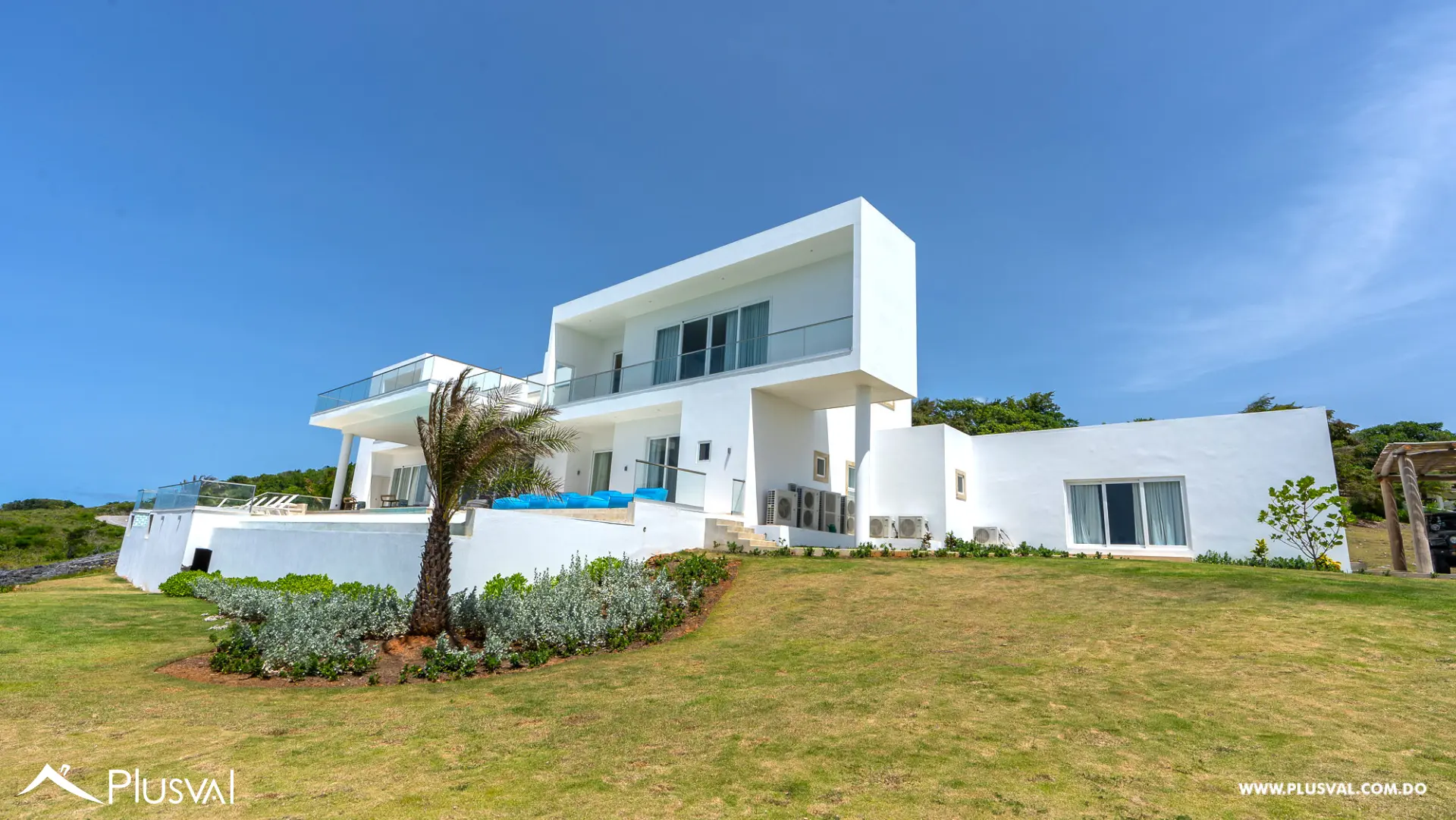 Villa en venta frente al mar en el exclusivo residencial Cap El Limón Samana 499667