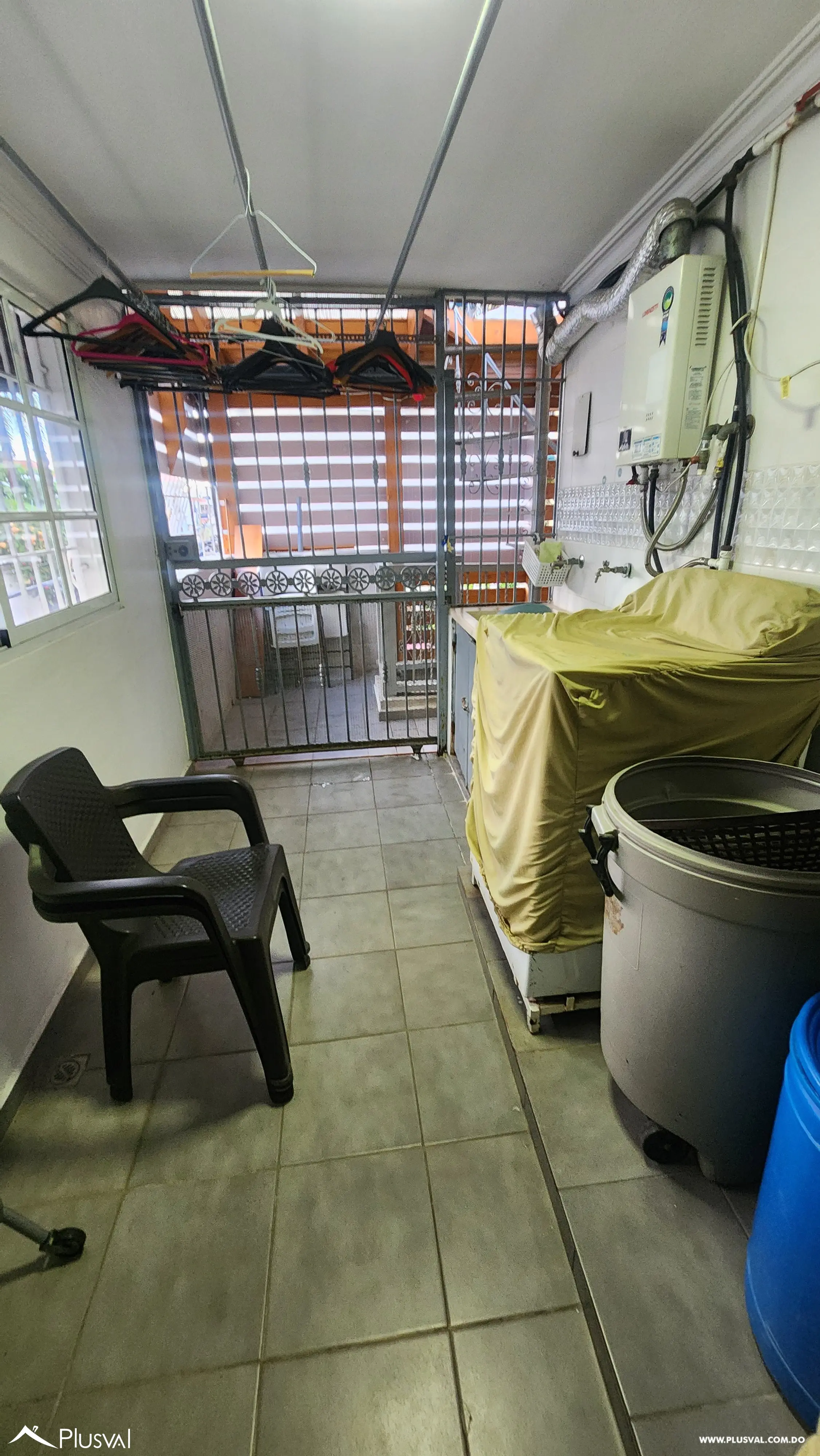 Se vende amplia casa en Los Restauradores 475482