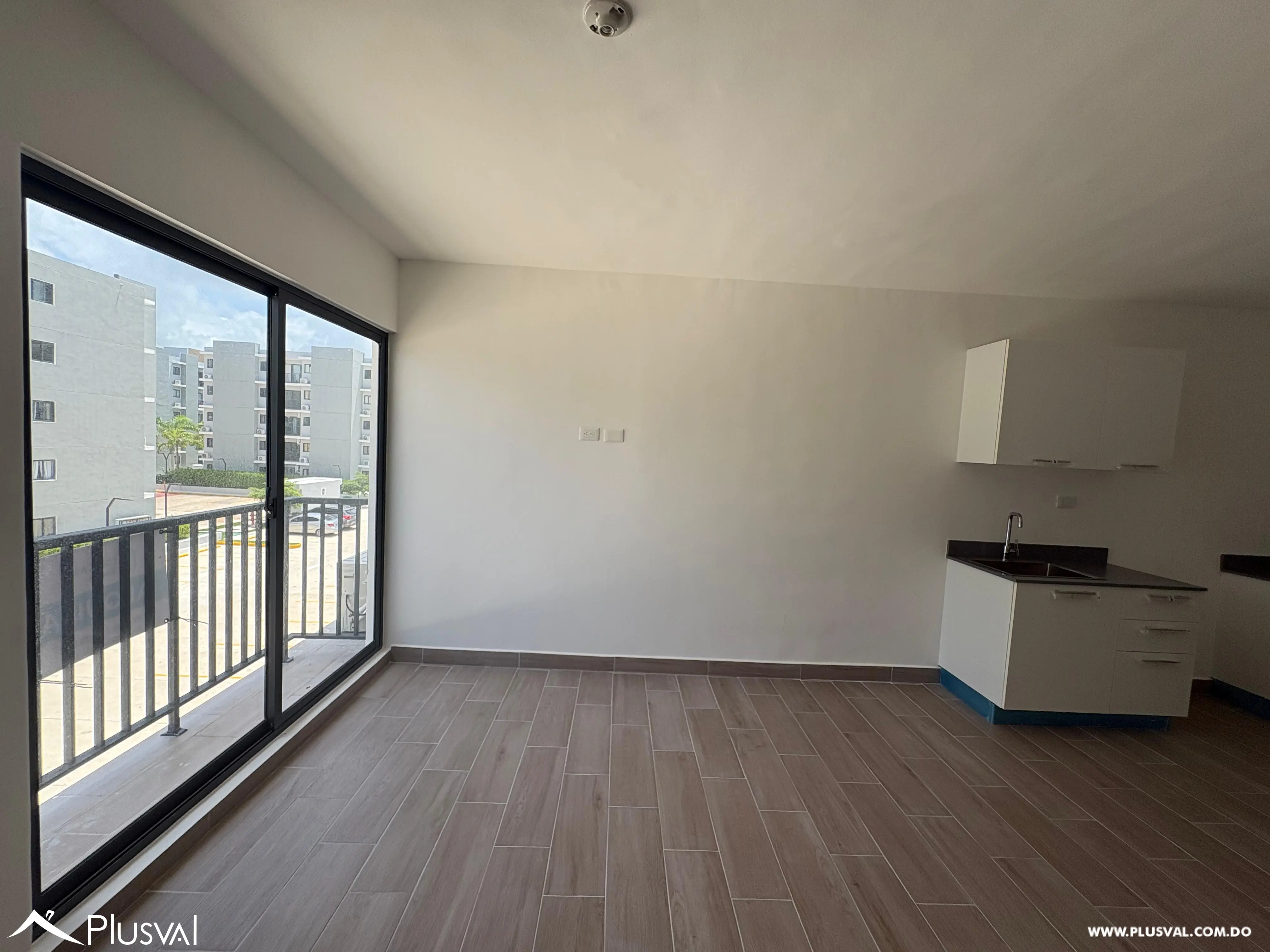 Apartamento en alquiler en Jardines III Bambú 306 – Verón 512559