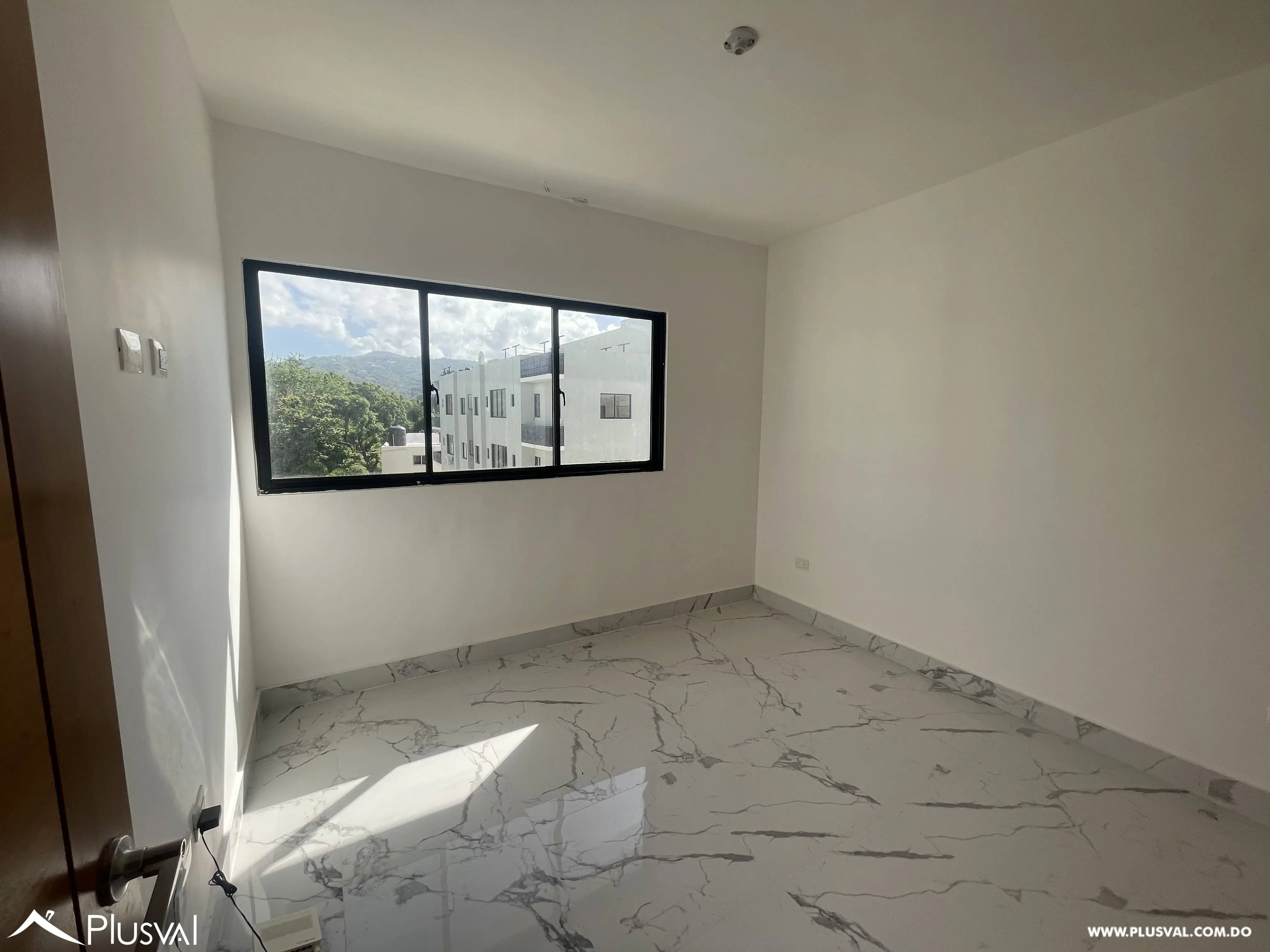 Apartamento tipo penthouse a la venta,  con terraza privada, en Gurabo, Santiago 523174