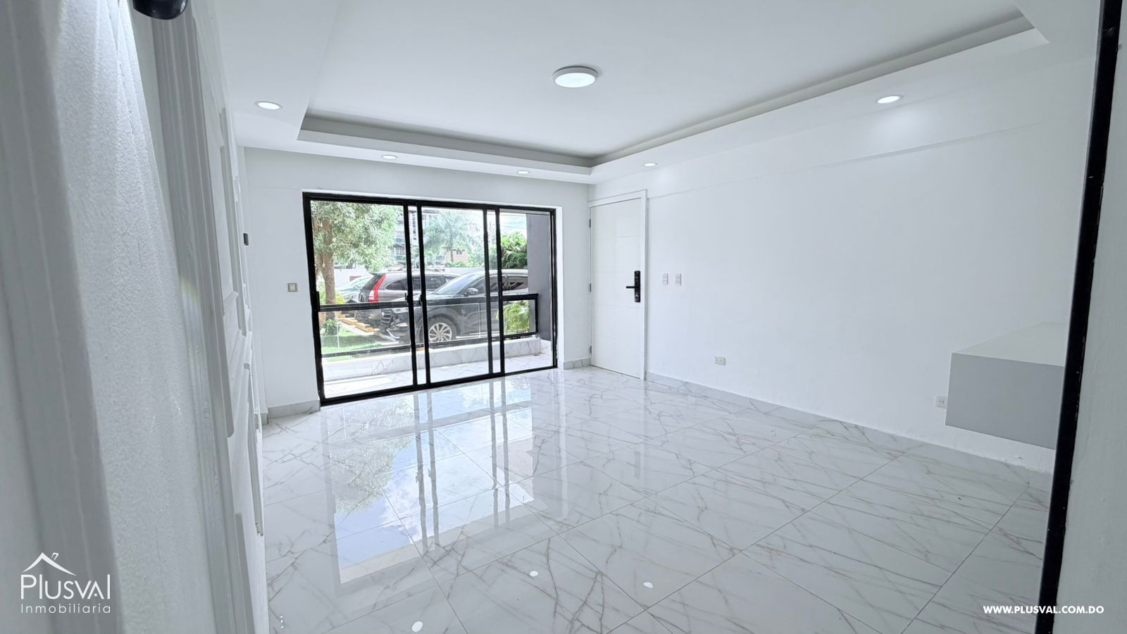 Venta de apartamento amplio y moderno en Santo Domingo Este 476571