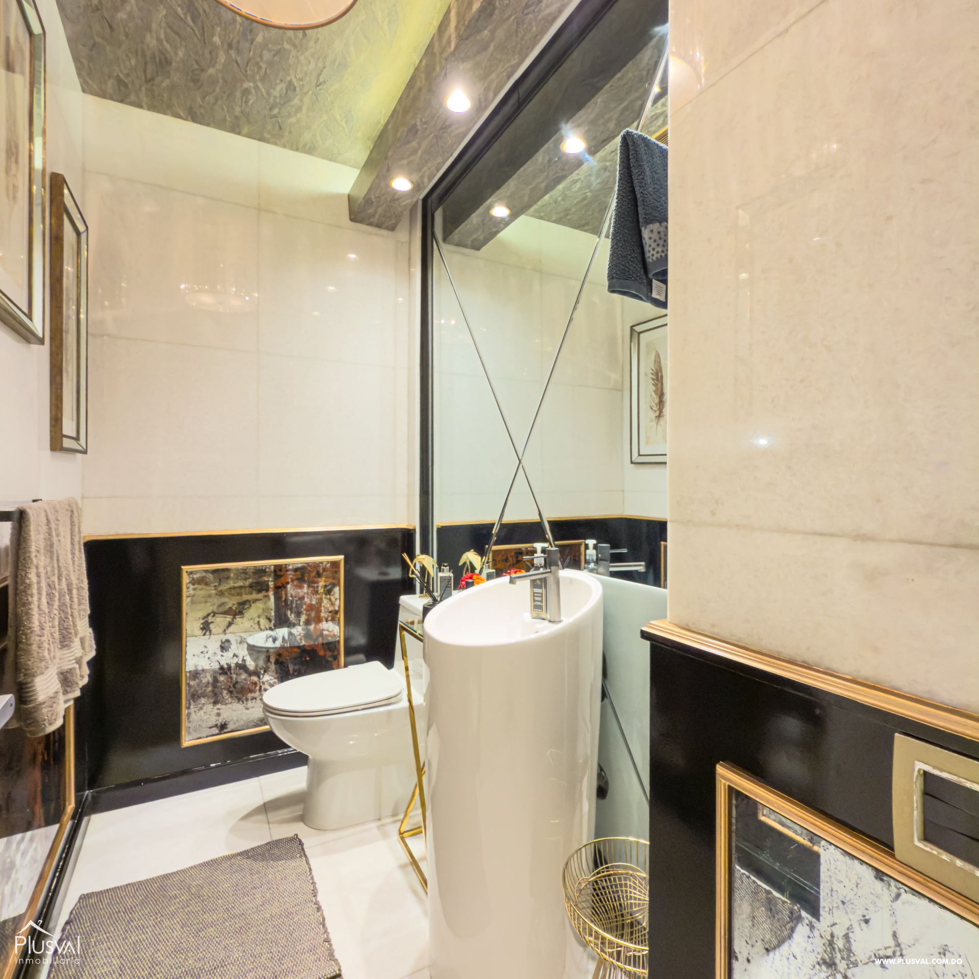 Apartamento Amueblado de Lujo con Terraza y 3 Hab. en Piantini 447551