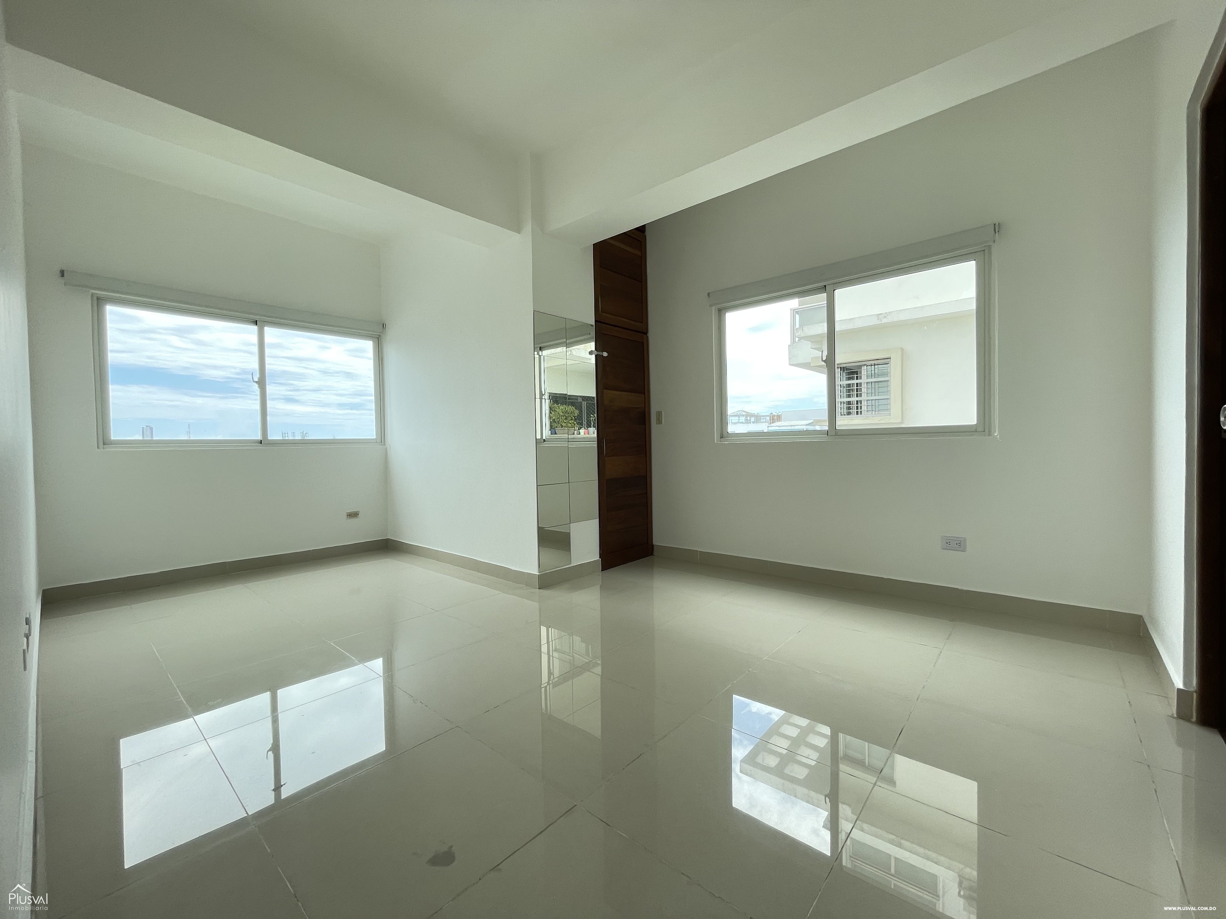 Apartamento en alquiler en Urb. Fernandez 275489
