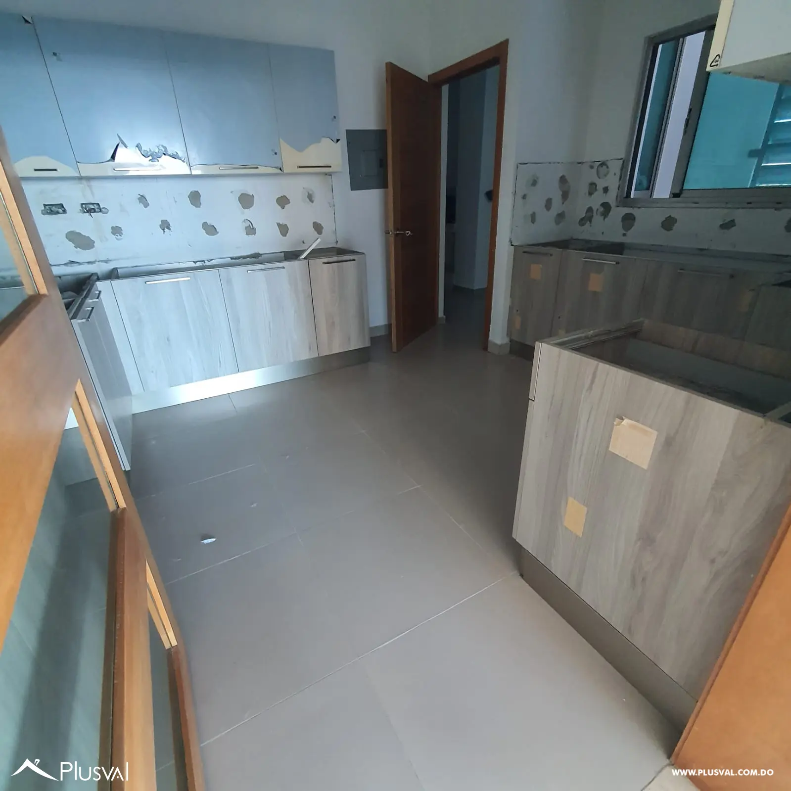 Alquiler de fino apartamento en Cacicazgos 459046