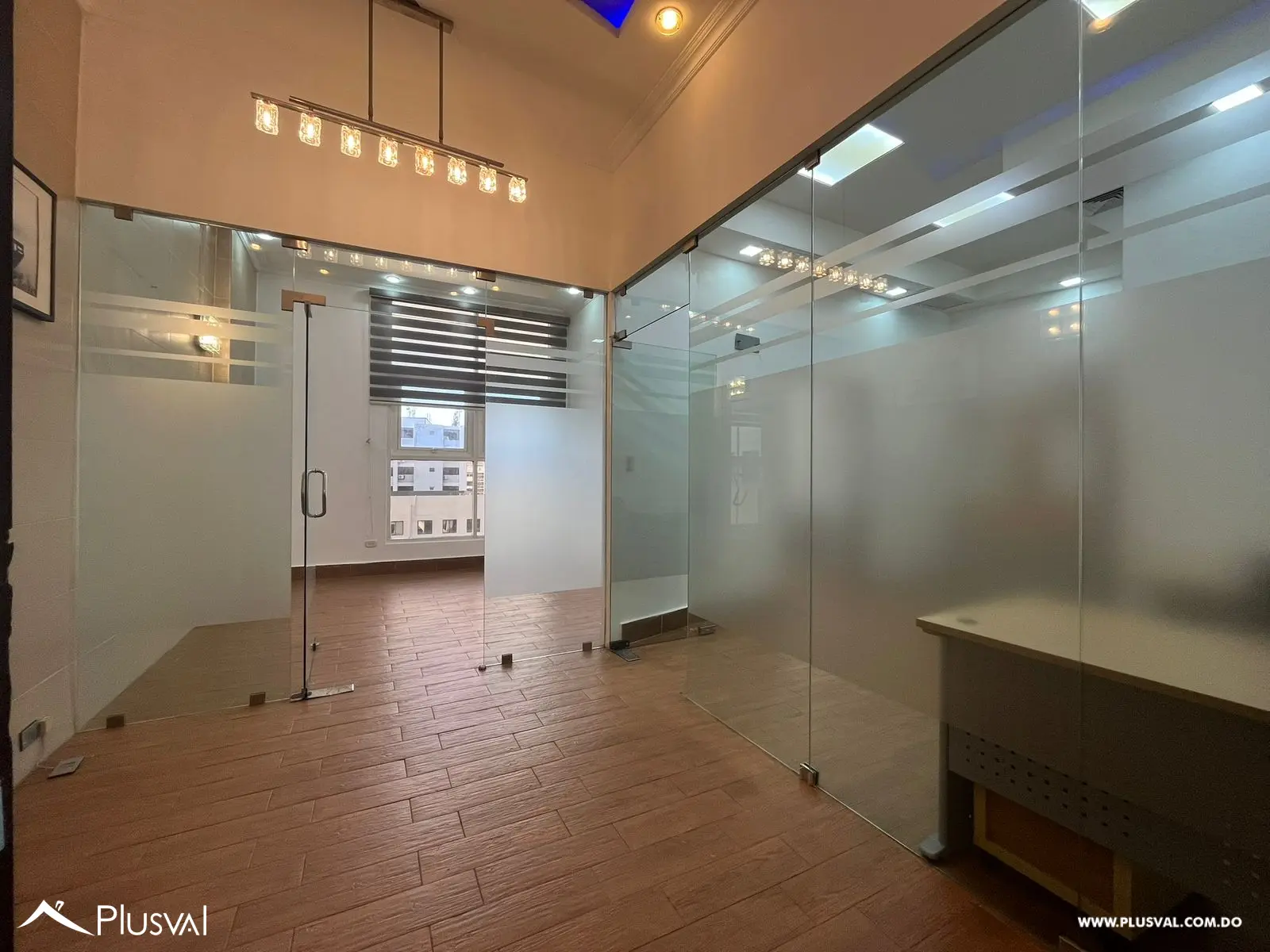 Local para oficina en alquiler en Piantini 491798