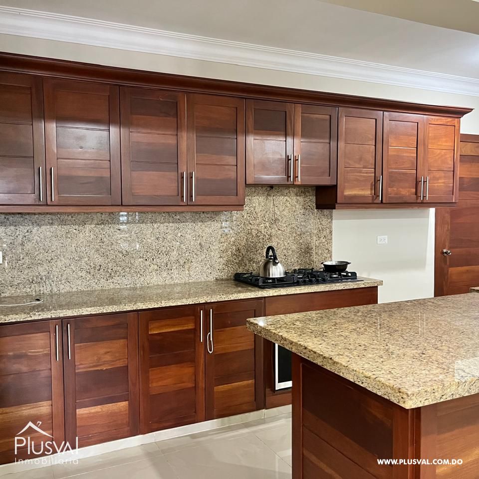 Hermosa casa de 4 habitaciones, cuenta con una super terraza de 89 Mtrs 409207