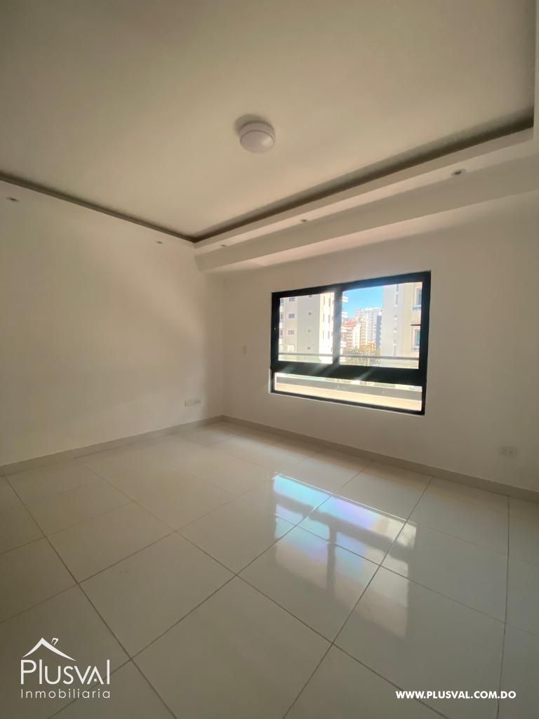 Moderno y Amplio Apartamento con Linea Blanca 263247
