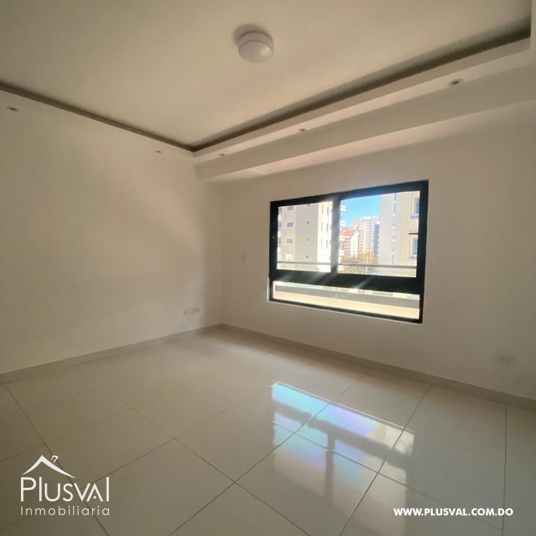 Moderno y Amplio Apartamento con Linea Blanca 263247