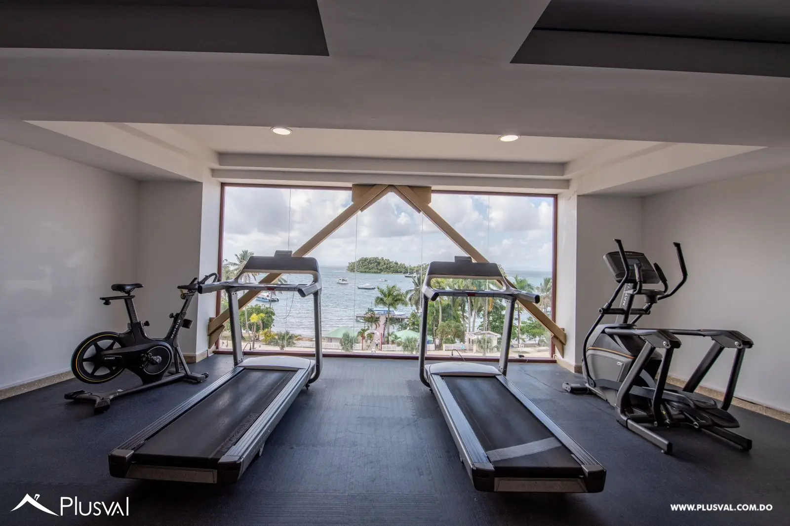 Apartamento residencial y turístico en venta, Samaná 464011