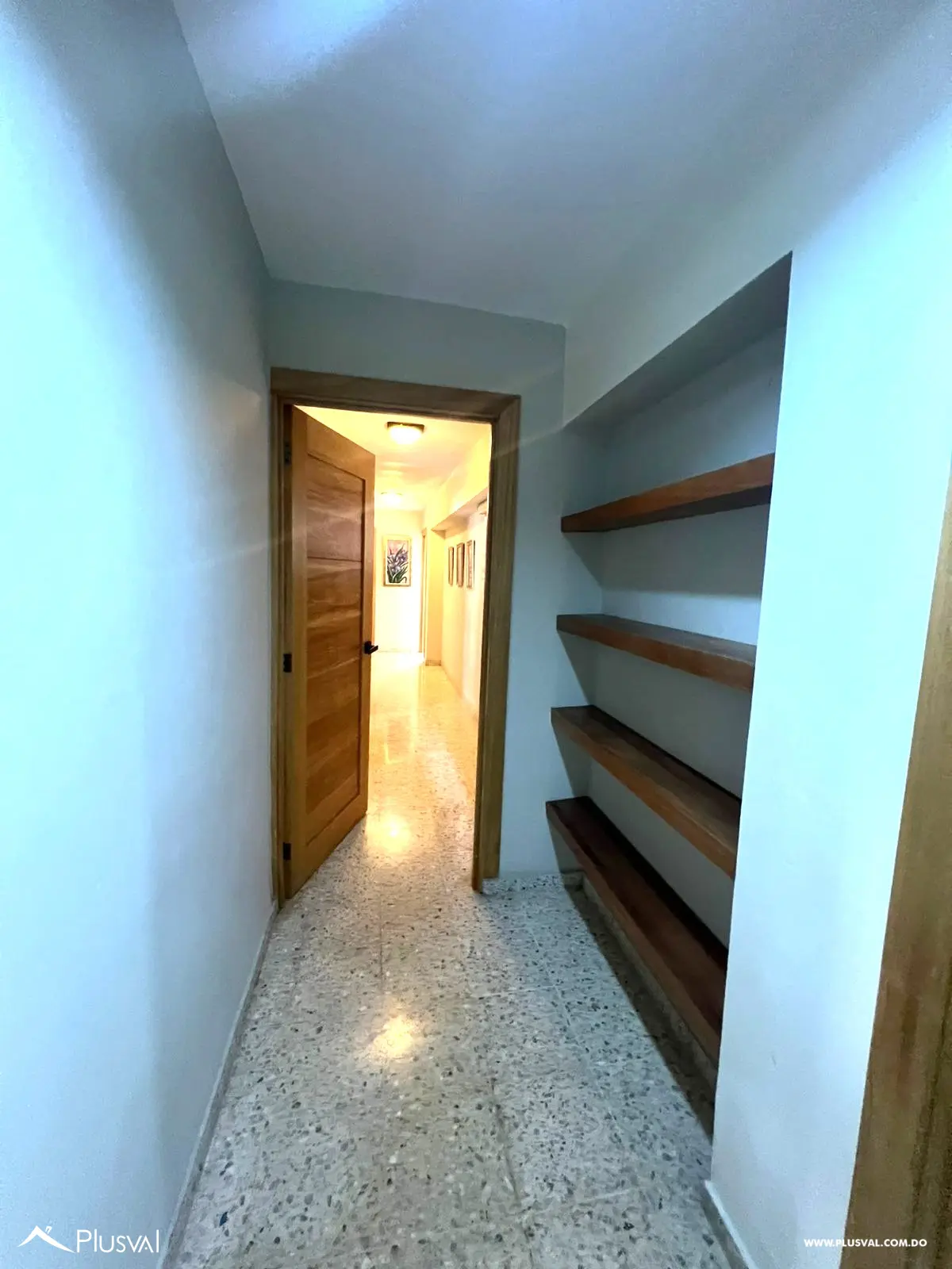 Se alquila apartamento amplio de 3 habitaciones amueblado 502352