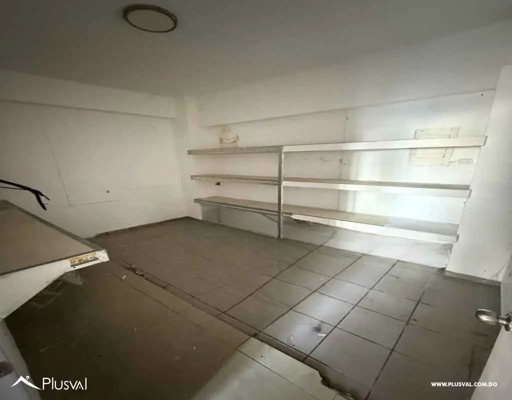 Local en alquiler en el Ensanche Piantini 453416