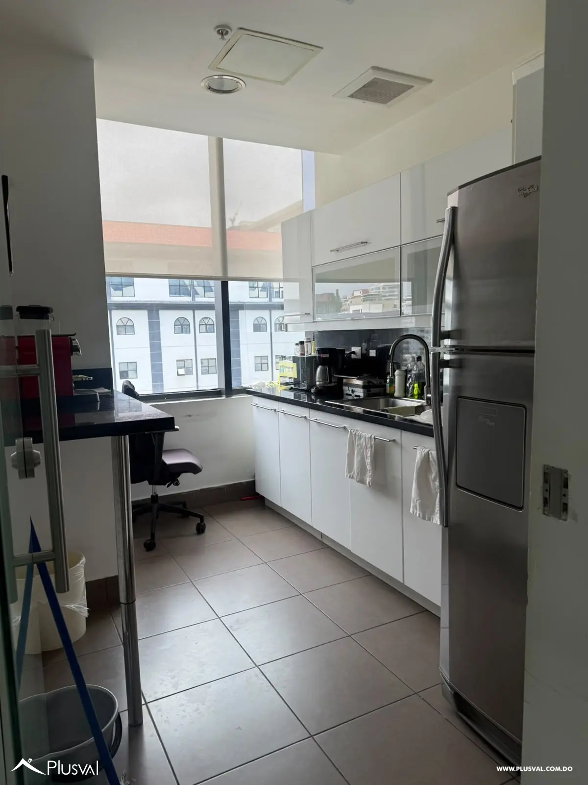 Alquilo Maravilloso Local en Edificio corporativo 2010 518799