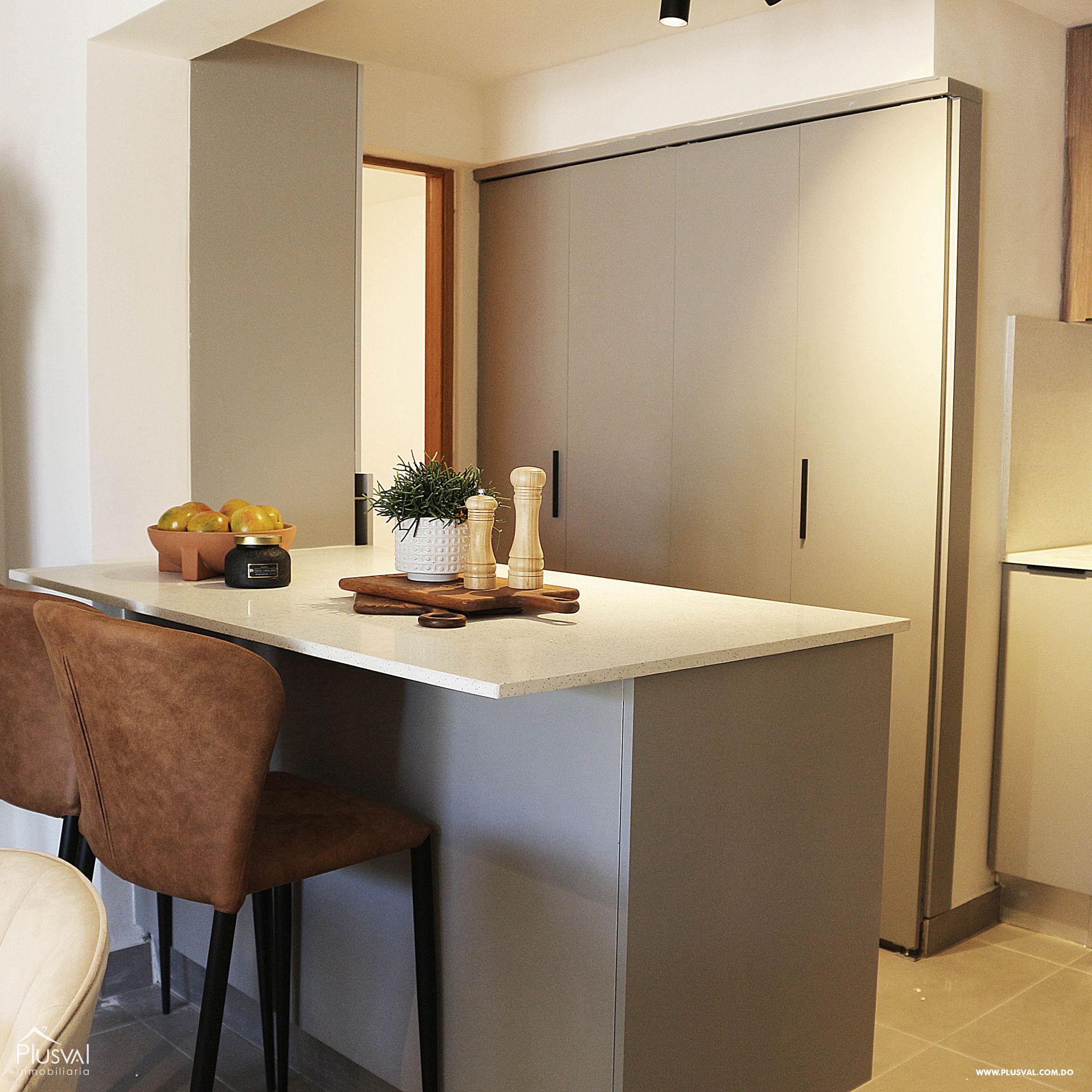 Impresionante apartamento de 3 habitaciones en venta en el malecón, un oasis urbano en el corazón de Santo Domingo 344278