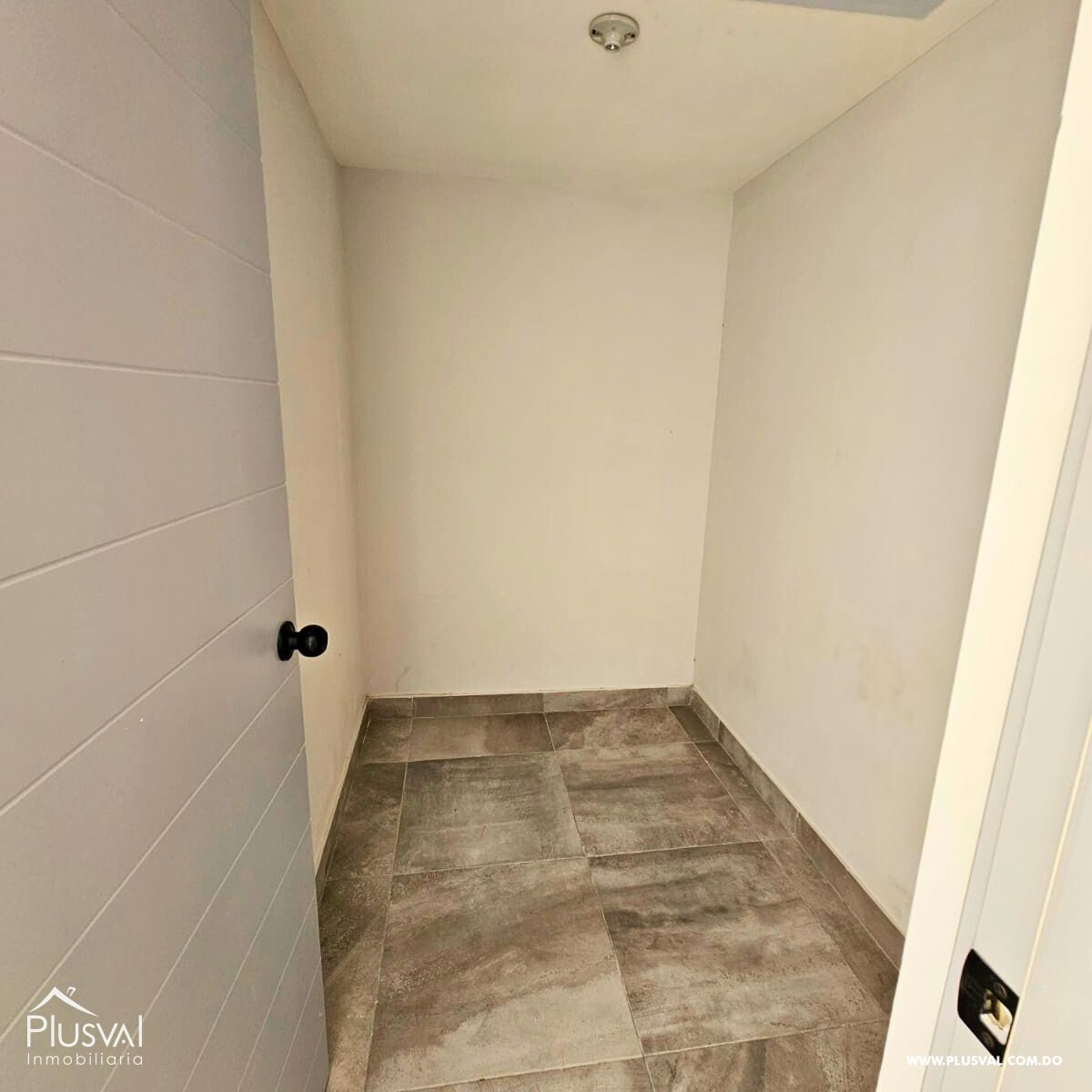 Apartamento de 3 hab + Estudio en venta en Serrallés 412148