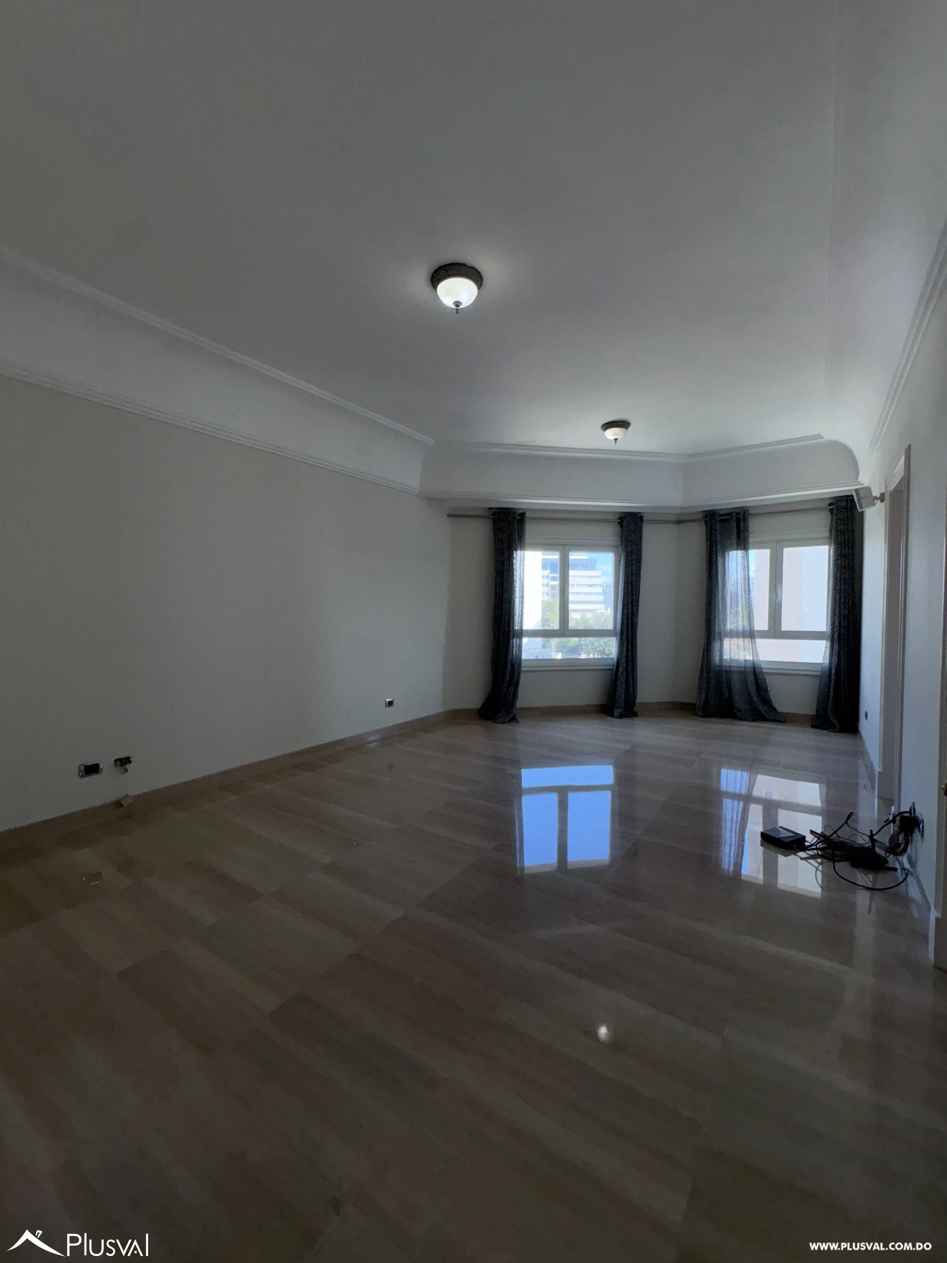 Apartamento en alquiler en plena Anacaona frente al parque 481992