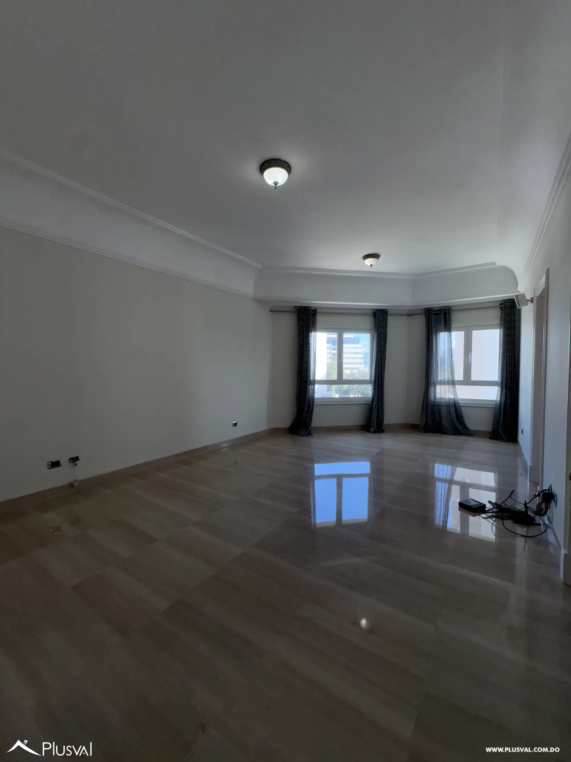 Apartamento en alquiler en plena Anacaona frente al parque 481992