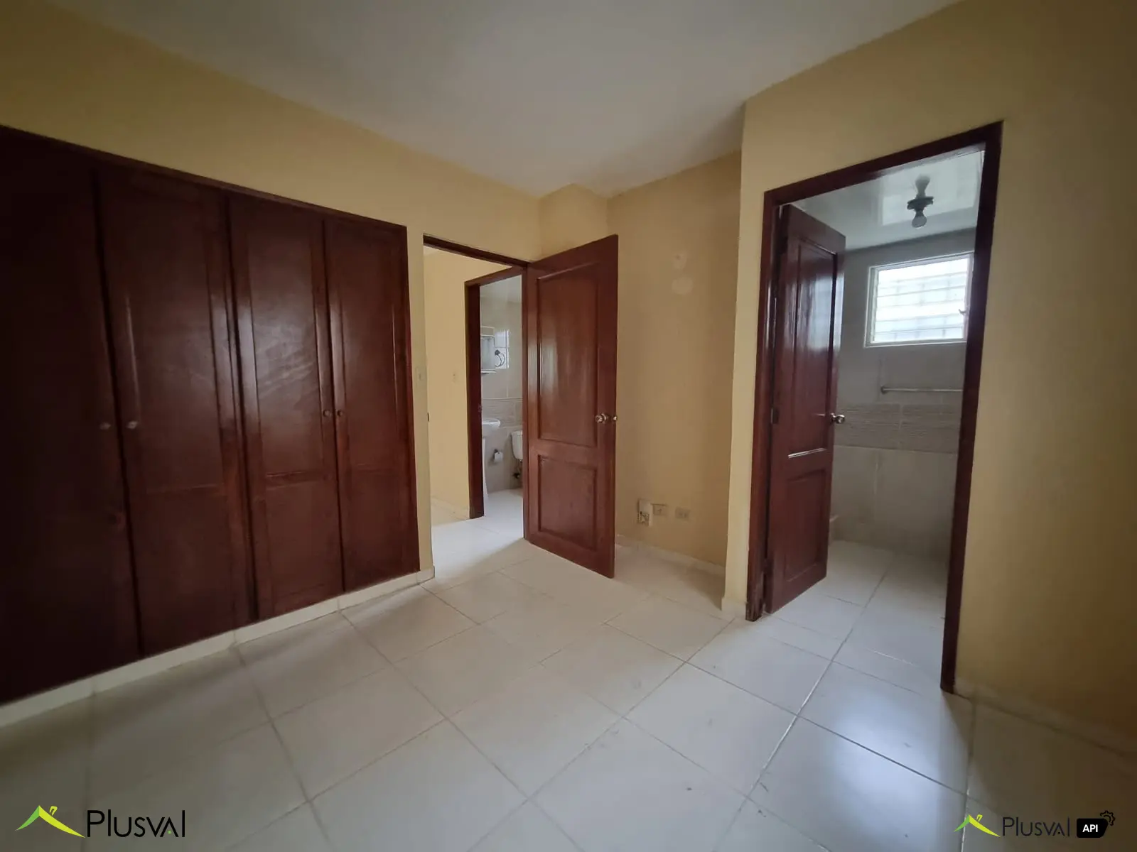 Acogedor apartamento en venta en Av. Jacobo Majluta 447854