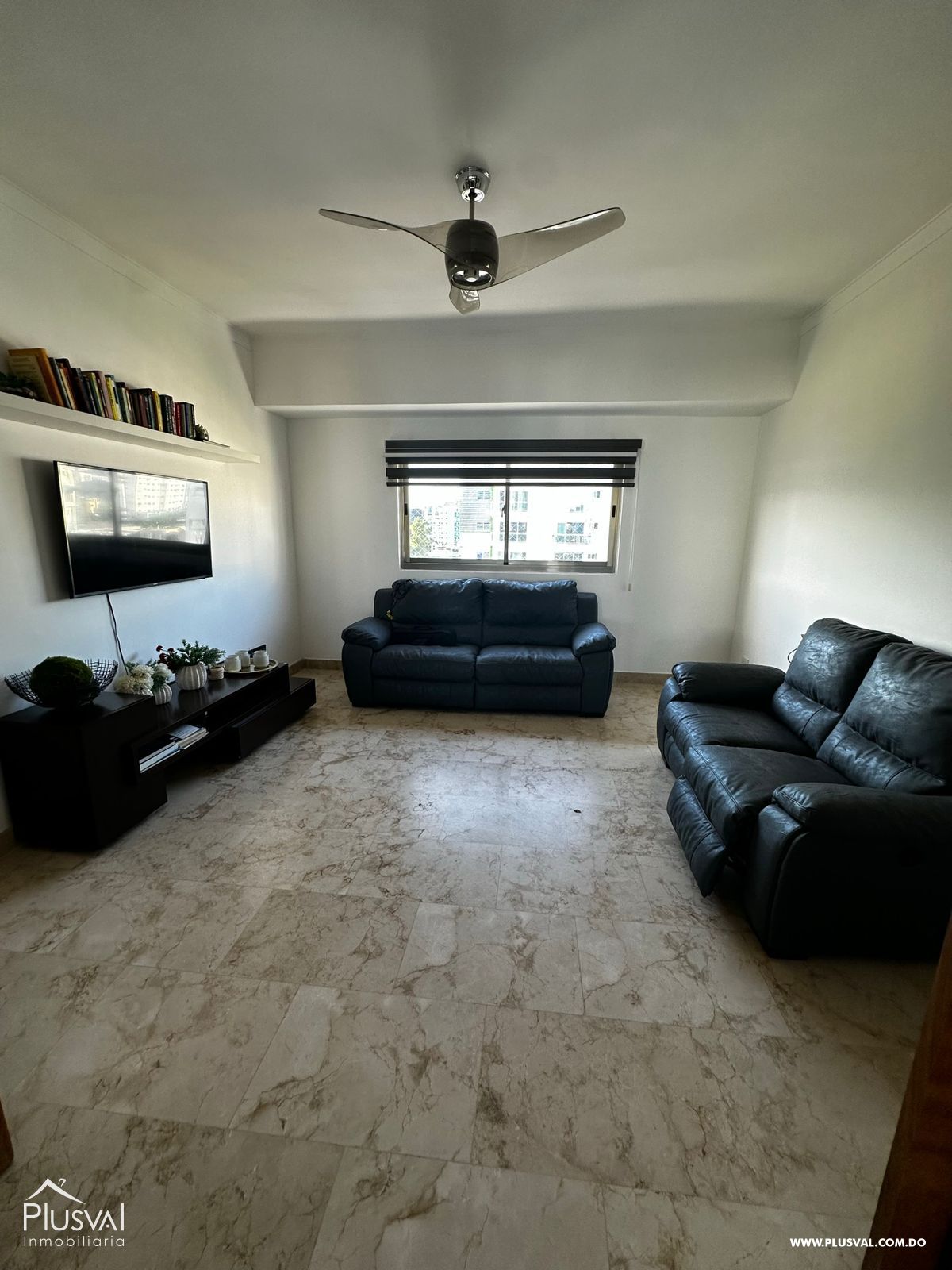 Residencia de lujo en Evaristo Morales. Amplio, privado y estratégicamente ubicado. 319286