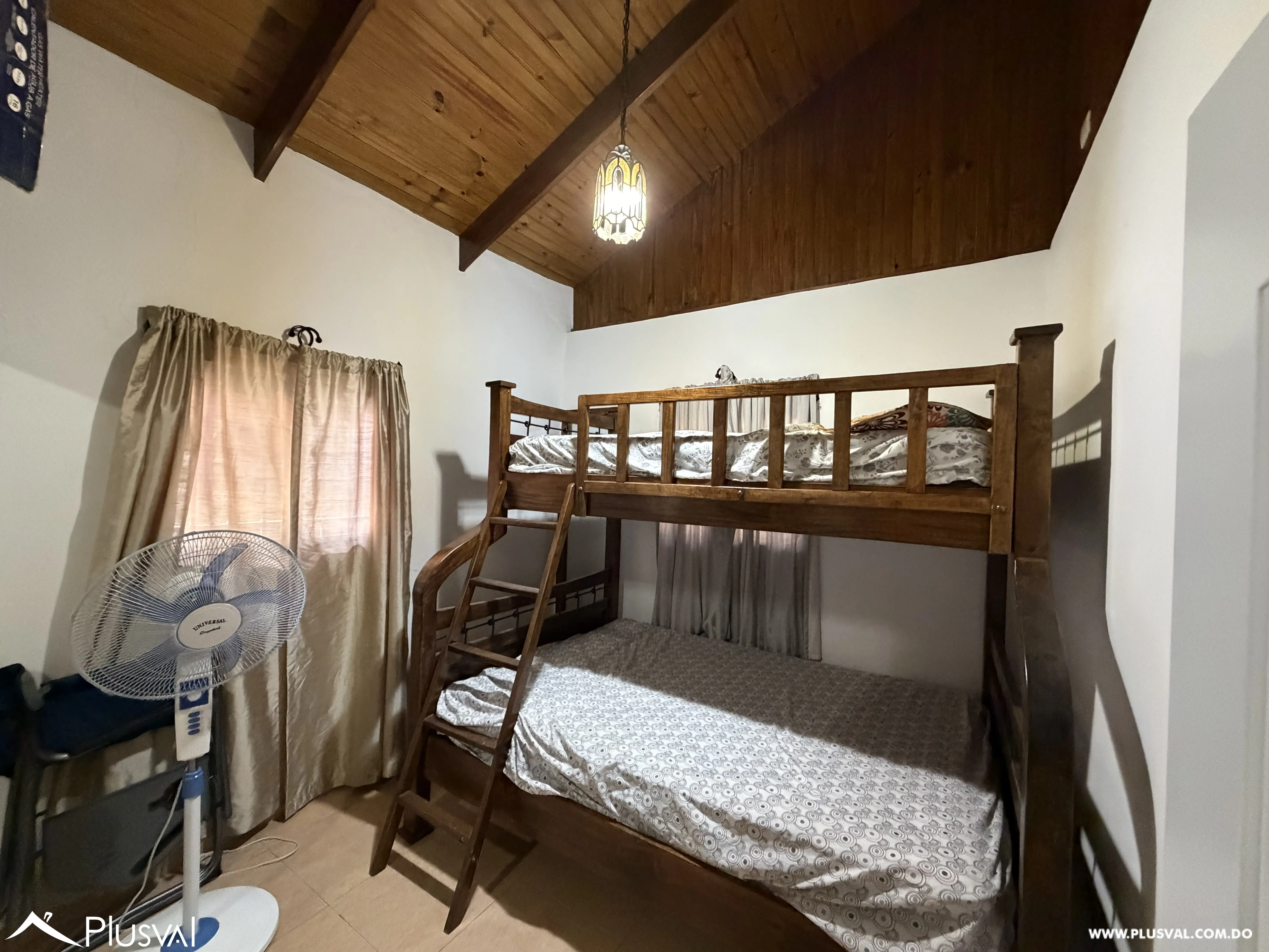 Casa en Venta en el Centro de Jarabacoa | Ideal para Inversión o Uso Comercial 515105