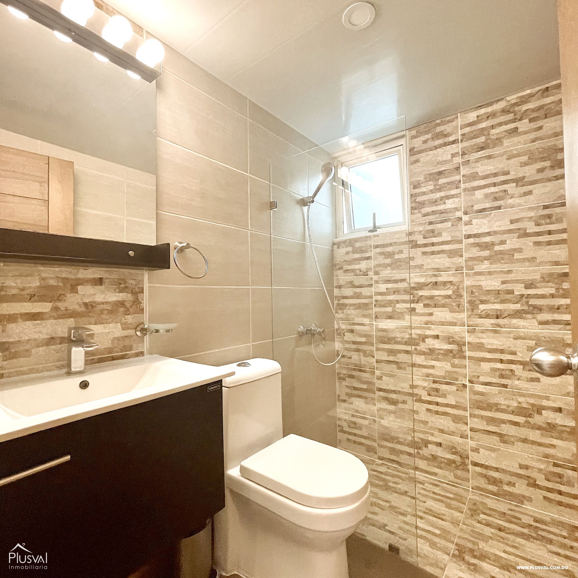 Apartamento amueblado en alquiler, Evaristo Morales 500248