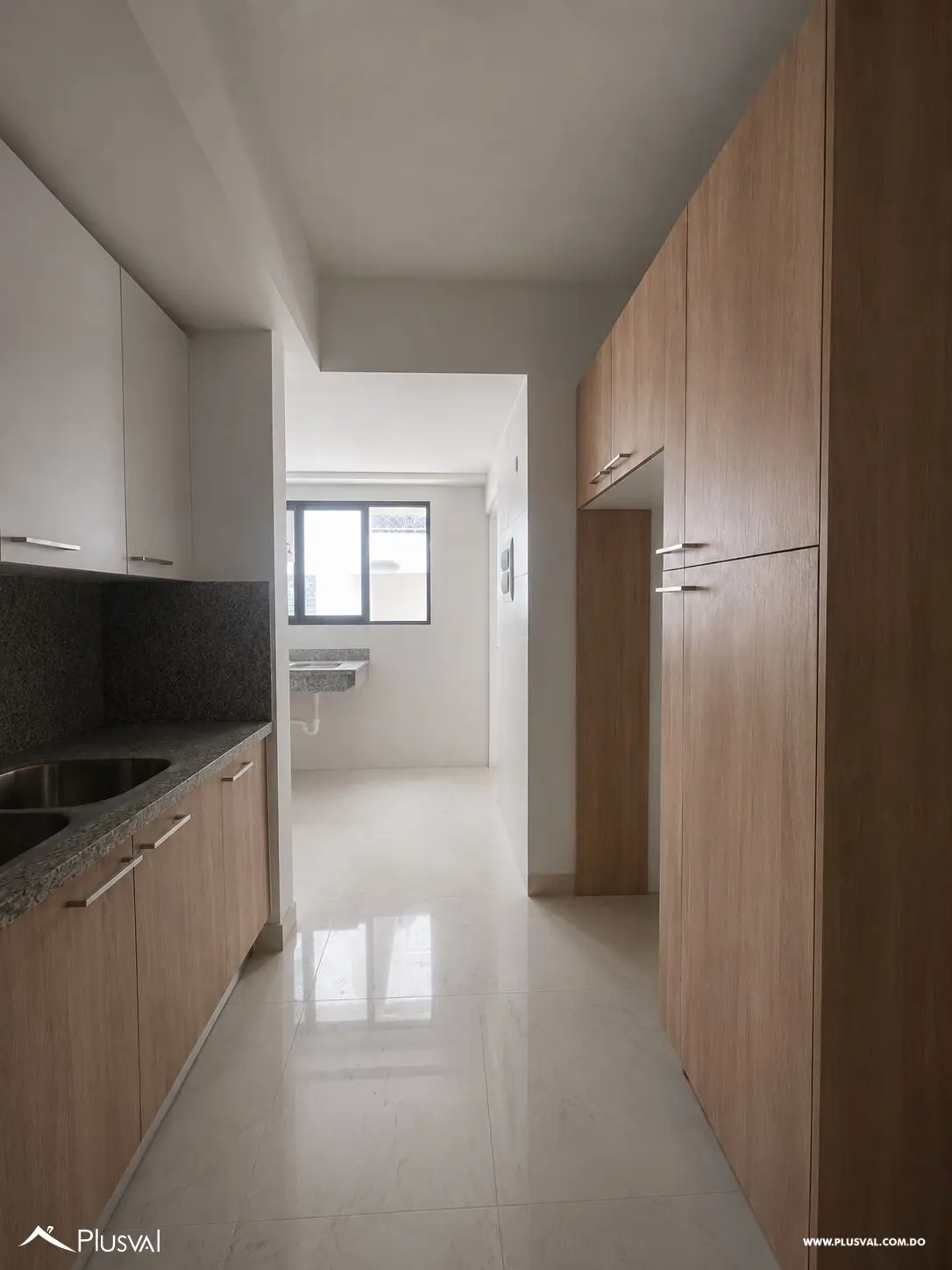 Apartamento en alquiler con de 3 habitaciones más estudio en la esperilla 509697