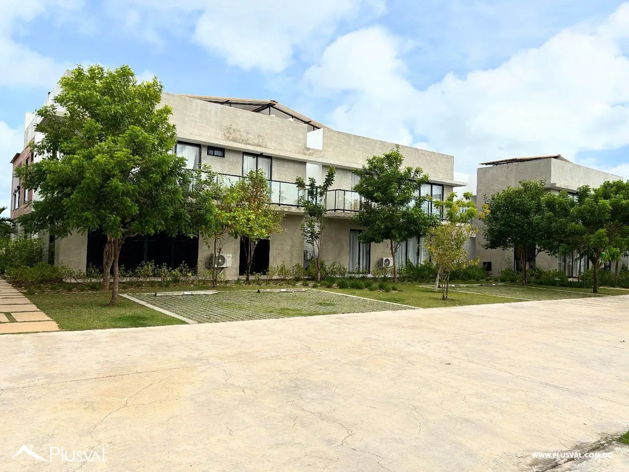 APARTAMENTO DE DOS HABITACIONES EN VENTA EN TROPIC GOLF SUITES 459002