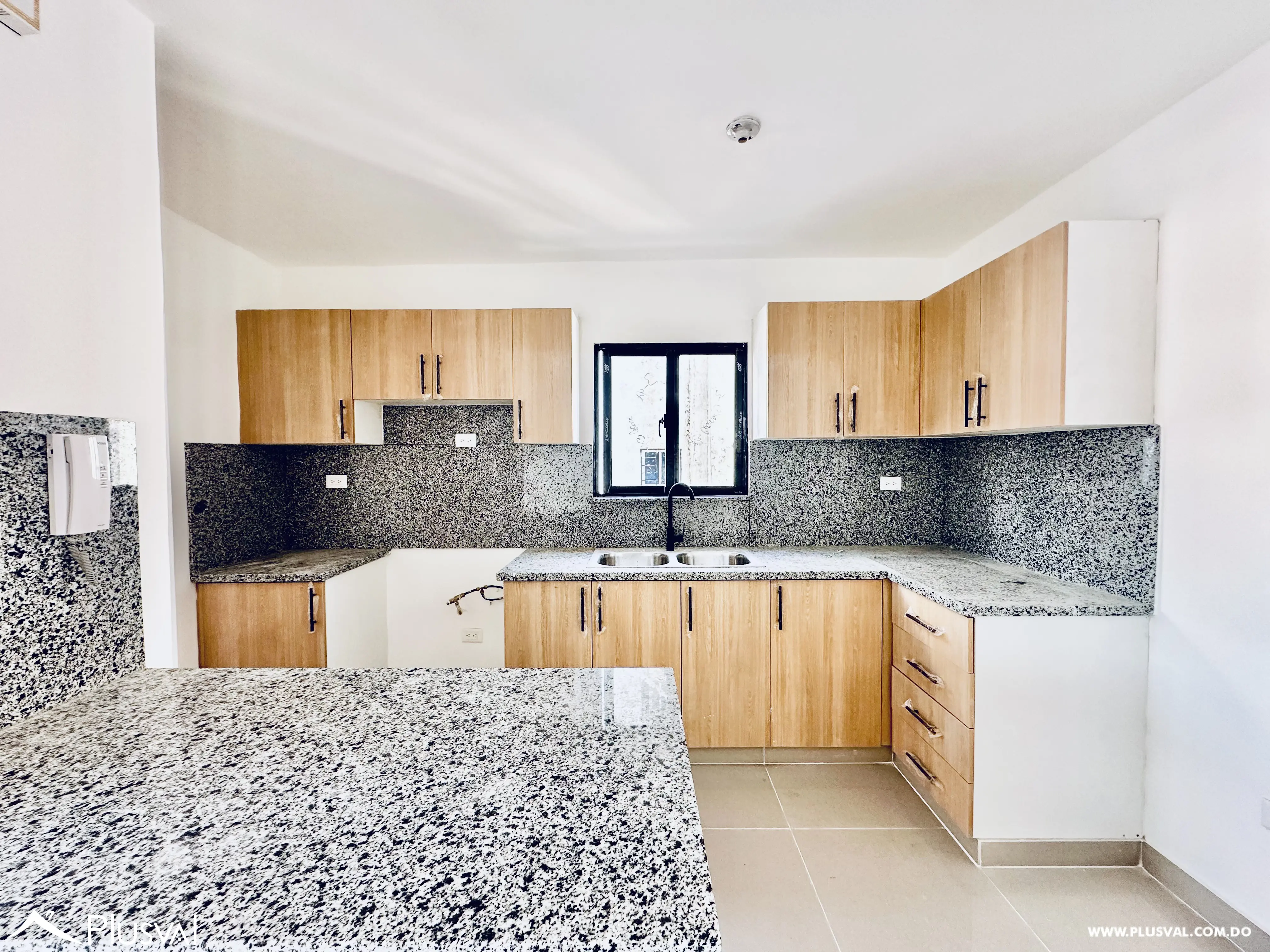 Apartamento en venta en el sector Tropical Del Este, Santo Domingo Este 485379