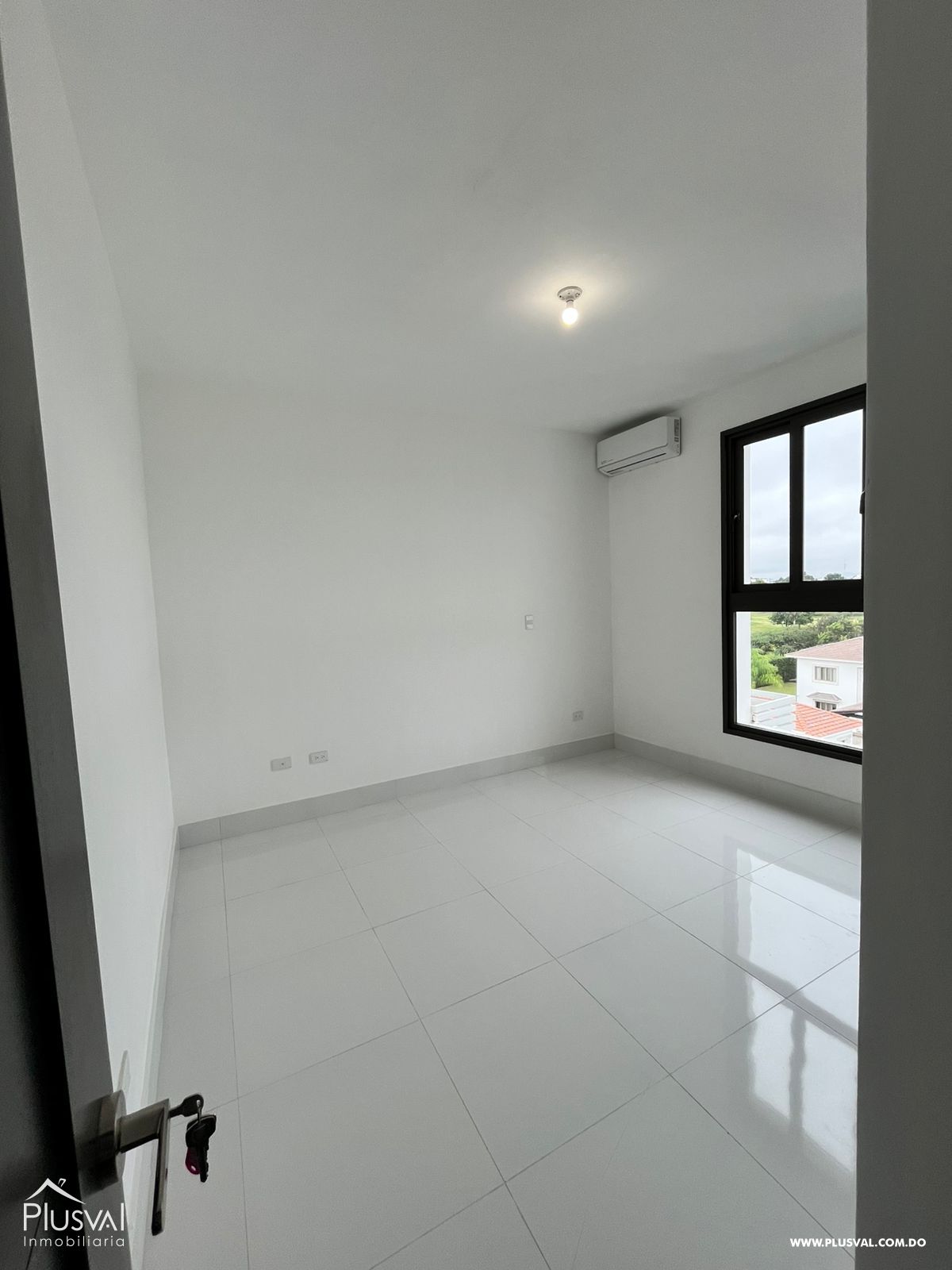 Apartamento Tipo Pent-House en alquiler en Cerro Hermoso con Increíbles Vistas 484110