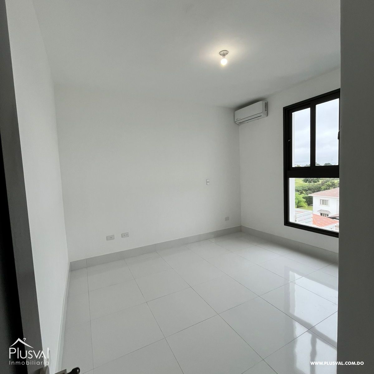 Apartamento Tipo Pent-House en alquiler en Cerro Hermoso con Increíbles Vistas 484110