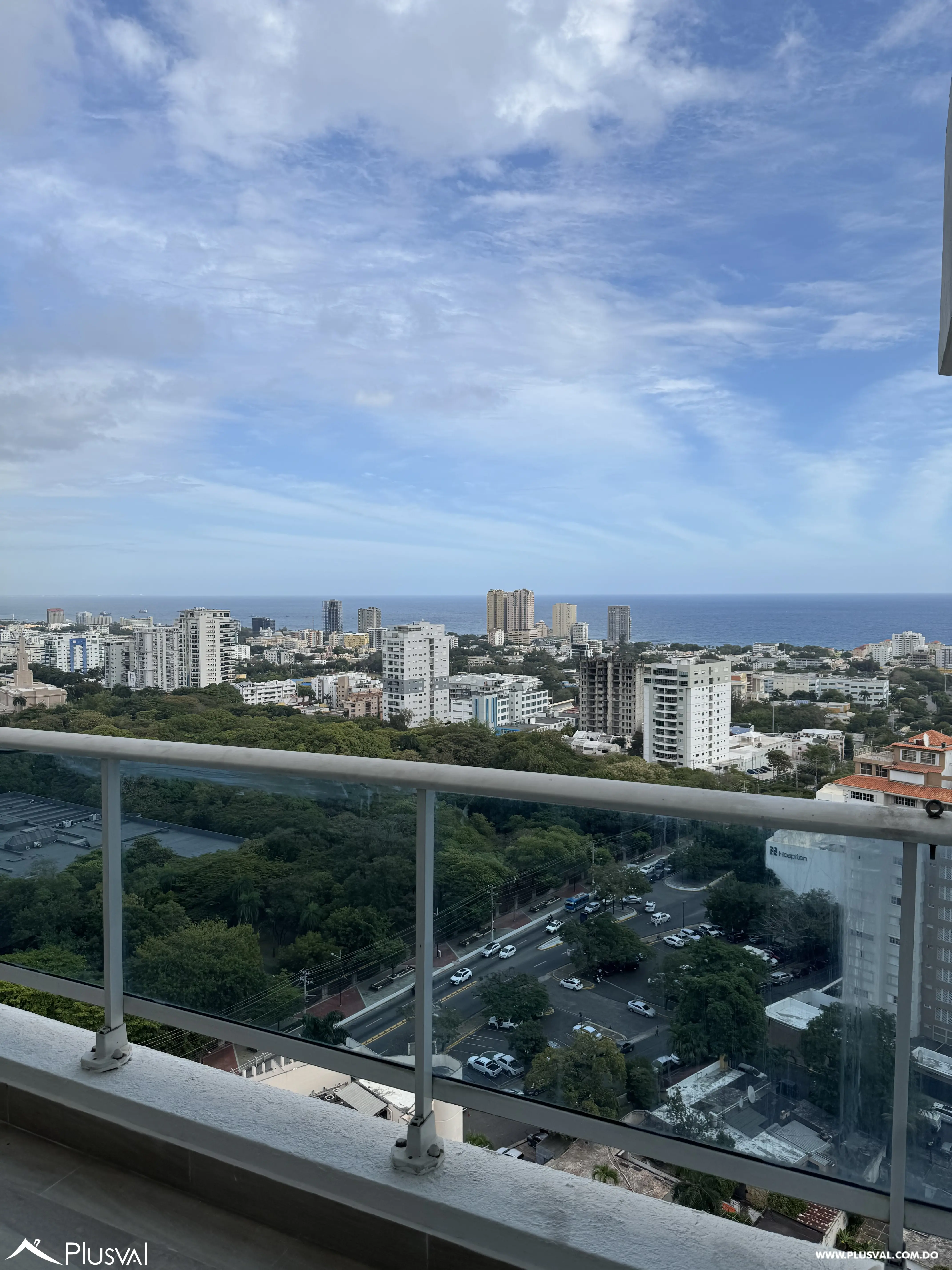 Vendo Amplio y Maravilloso Pent House en una de las Zonas mas Exclusivas de La Esperilla 490591