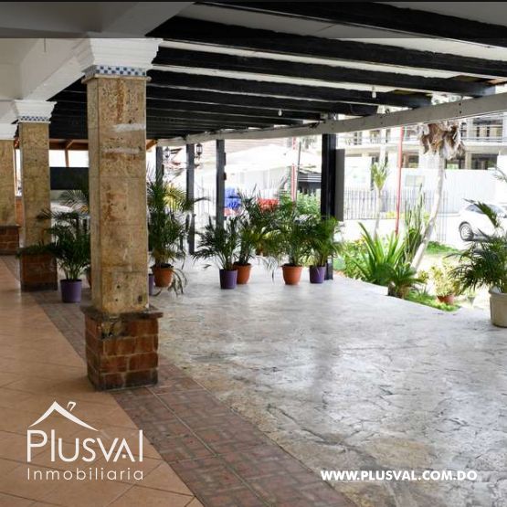 Plaza comercial Bavaro 270880