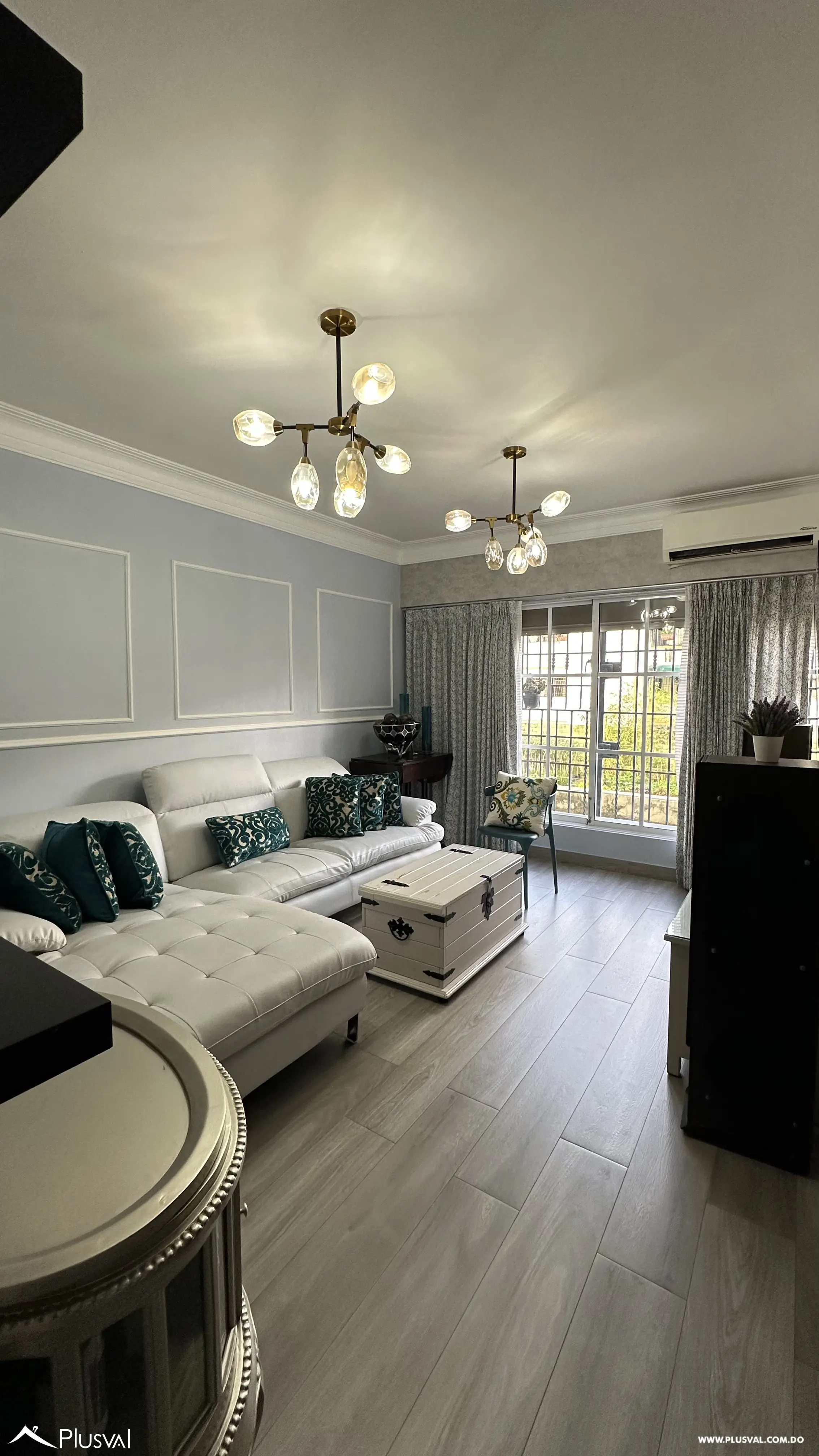 Apartamento en Venta en Evaristo Morales | 3 Habitaciones y 2 Parqueos en Santo Domingo 505394