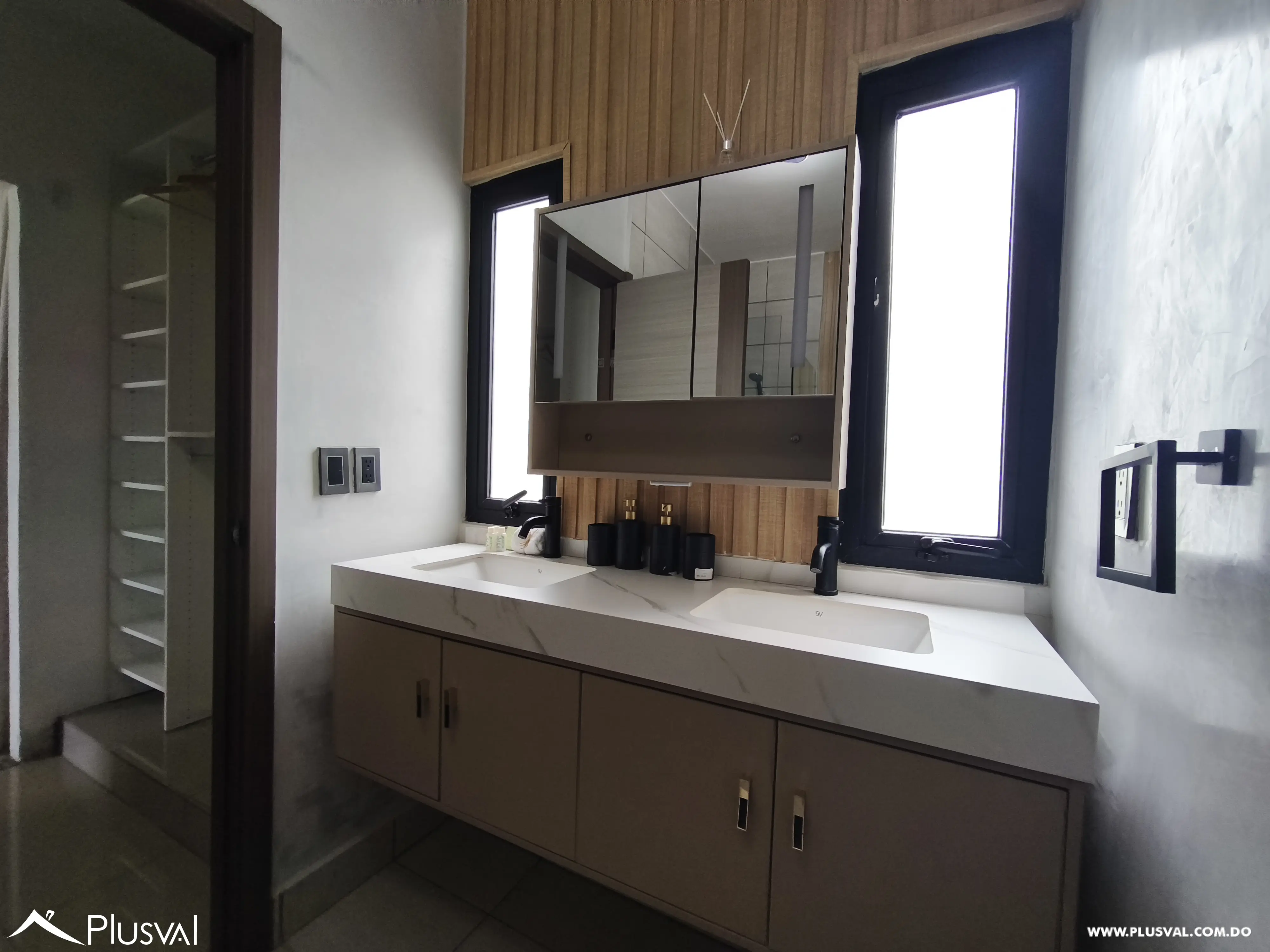 Amplia casa tipo villa a la venta en Jade Village, Punta Cana 507285