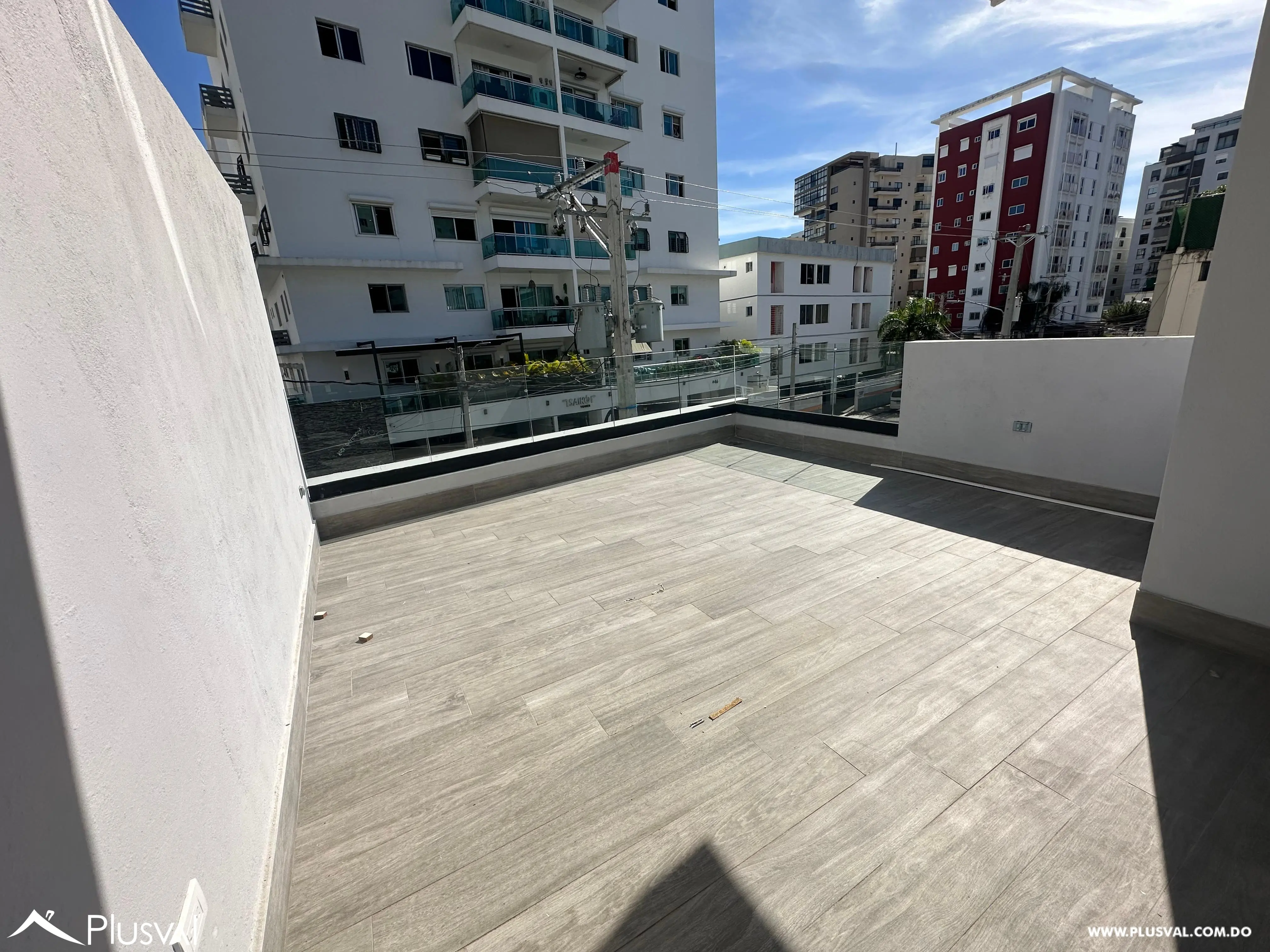 Apartamento de 1 habitación en alquiler en Evaristo Morales 484041