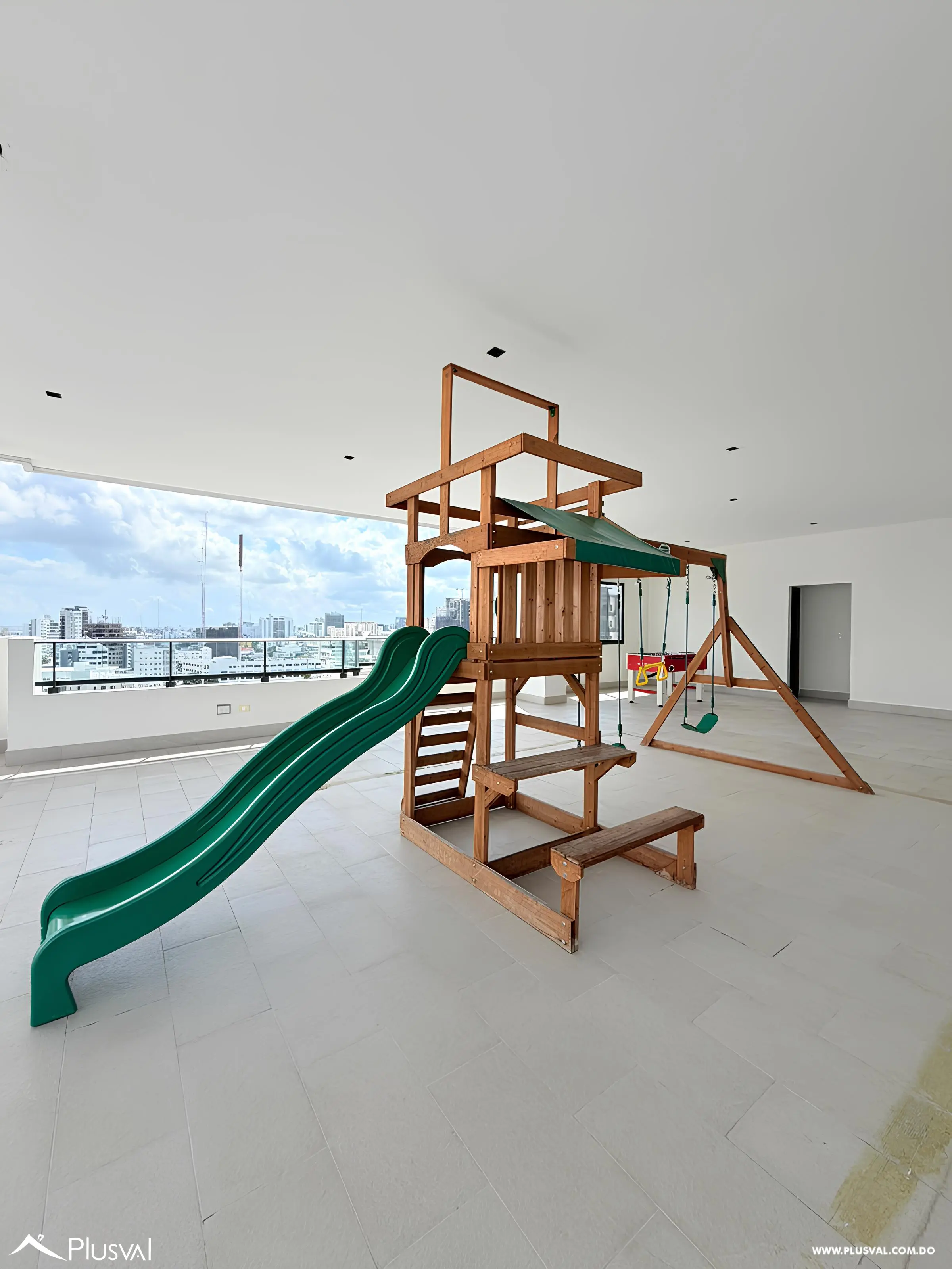 Apartamento piso alto con LB completa 520840