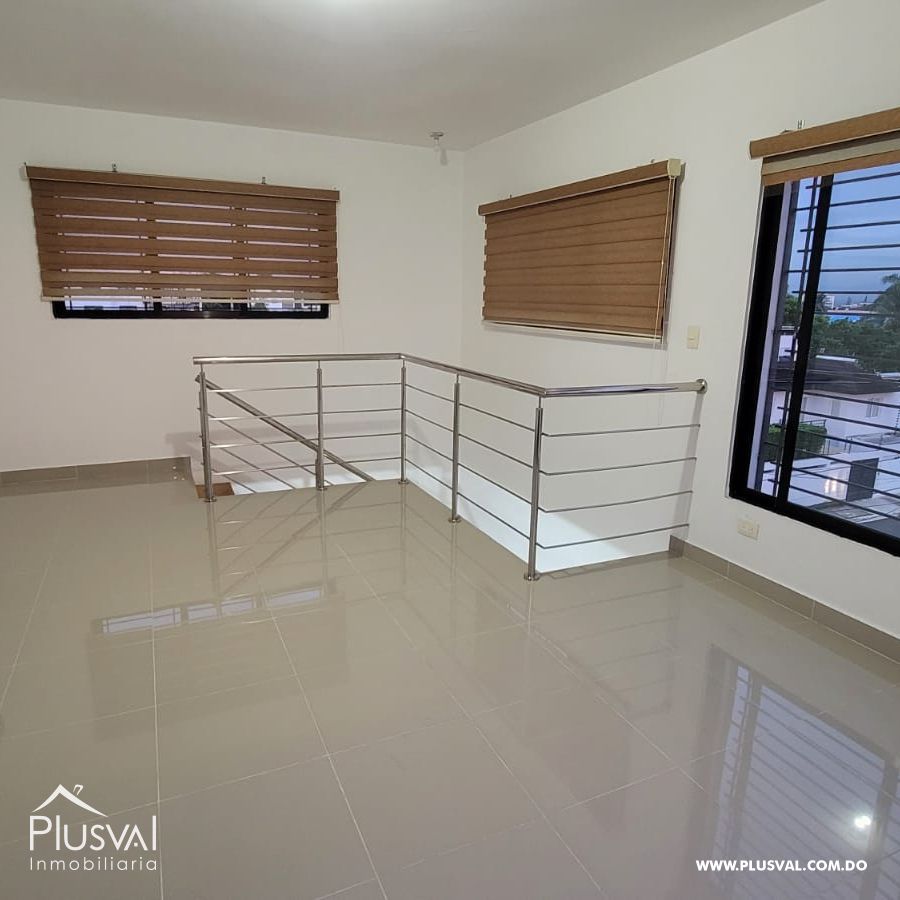 PENTHOUSE CON AMPLIA DISTRIBUCION EN SANTIAGO. 366705