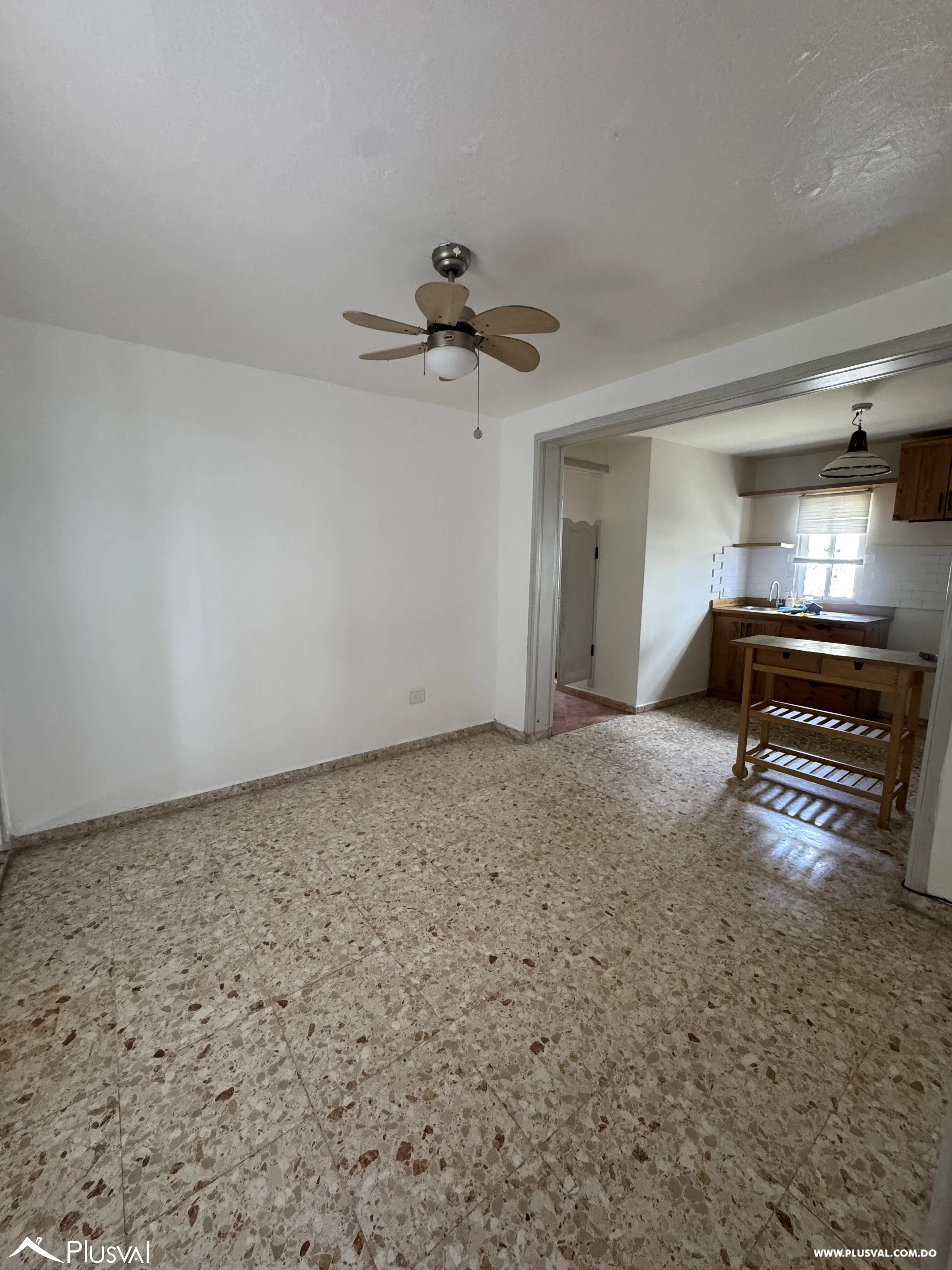 Apartamento en alquiler de 2 habitaciones en el Ensanche Quisqueya 457545