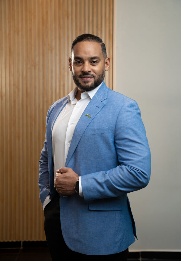 Cesar Lozada