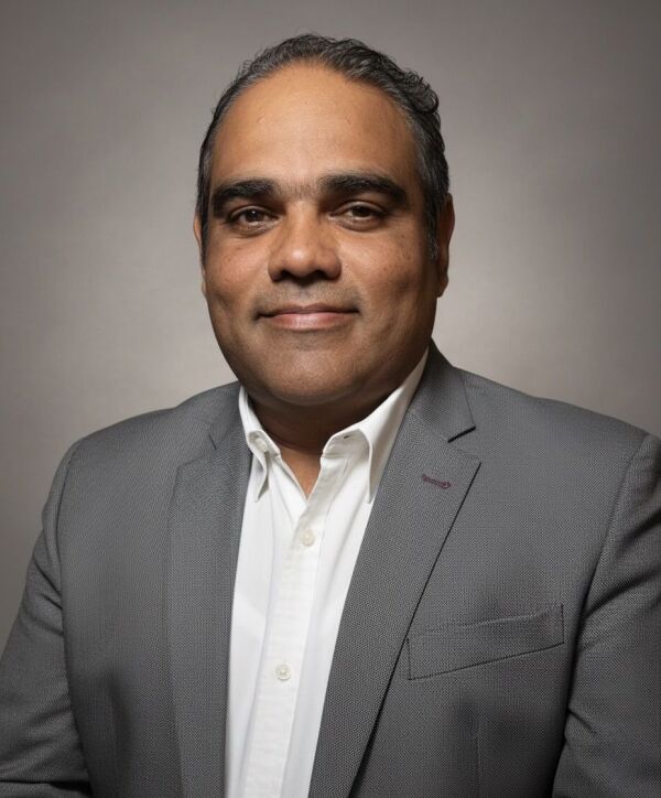 Sobre Edward Amarante