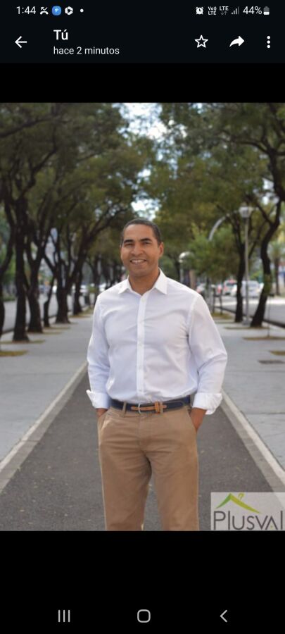 Sobre Oliver Victorino