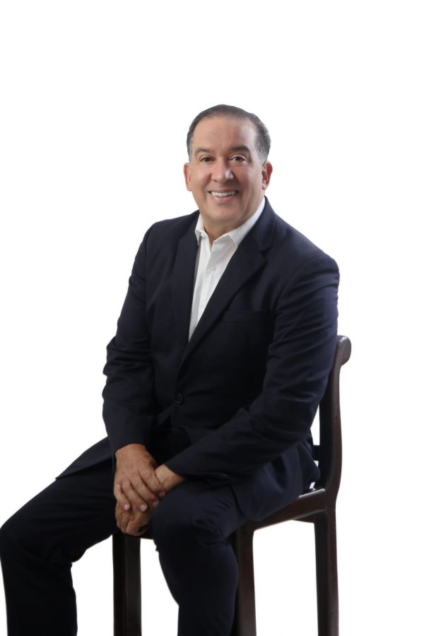 Manuel Olivo